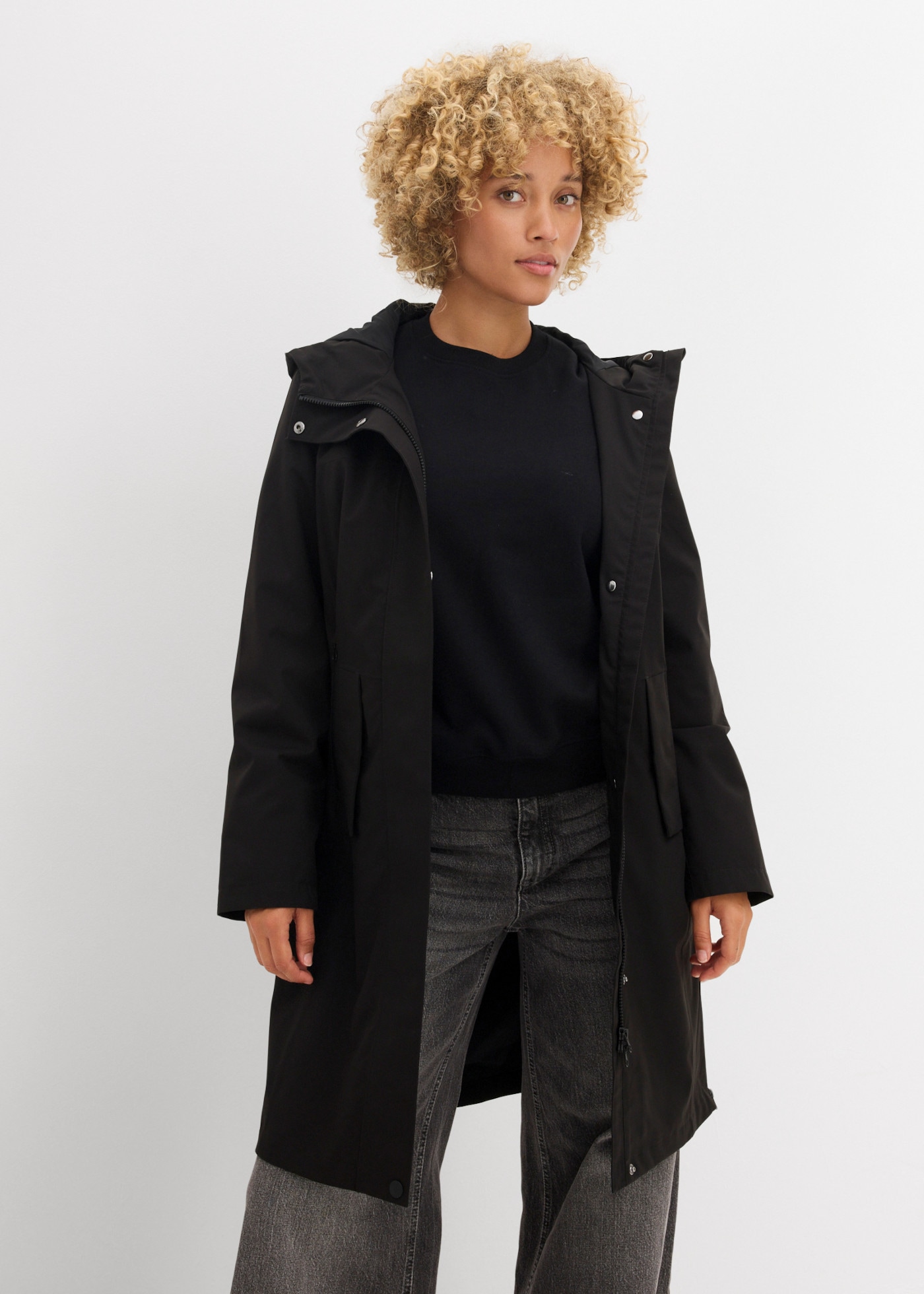 bonprix Regenmantel wasserdichter Kurzmantel, Langarm-Ausführung, aus Polyester, Loose Fit