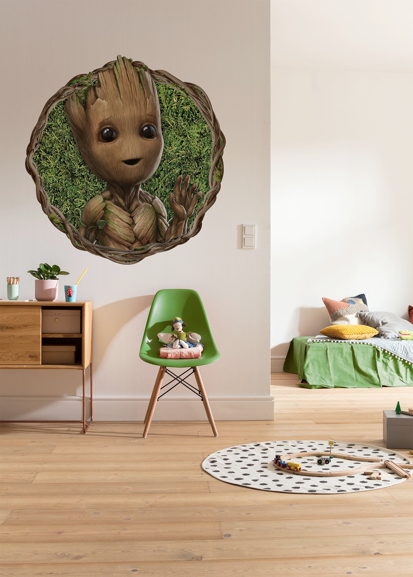Image of Komar Fototapete "Groot Little Twig" Comic bedruckt glatt