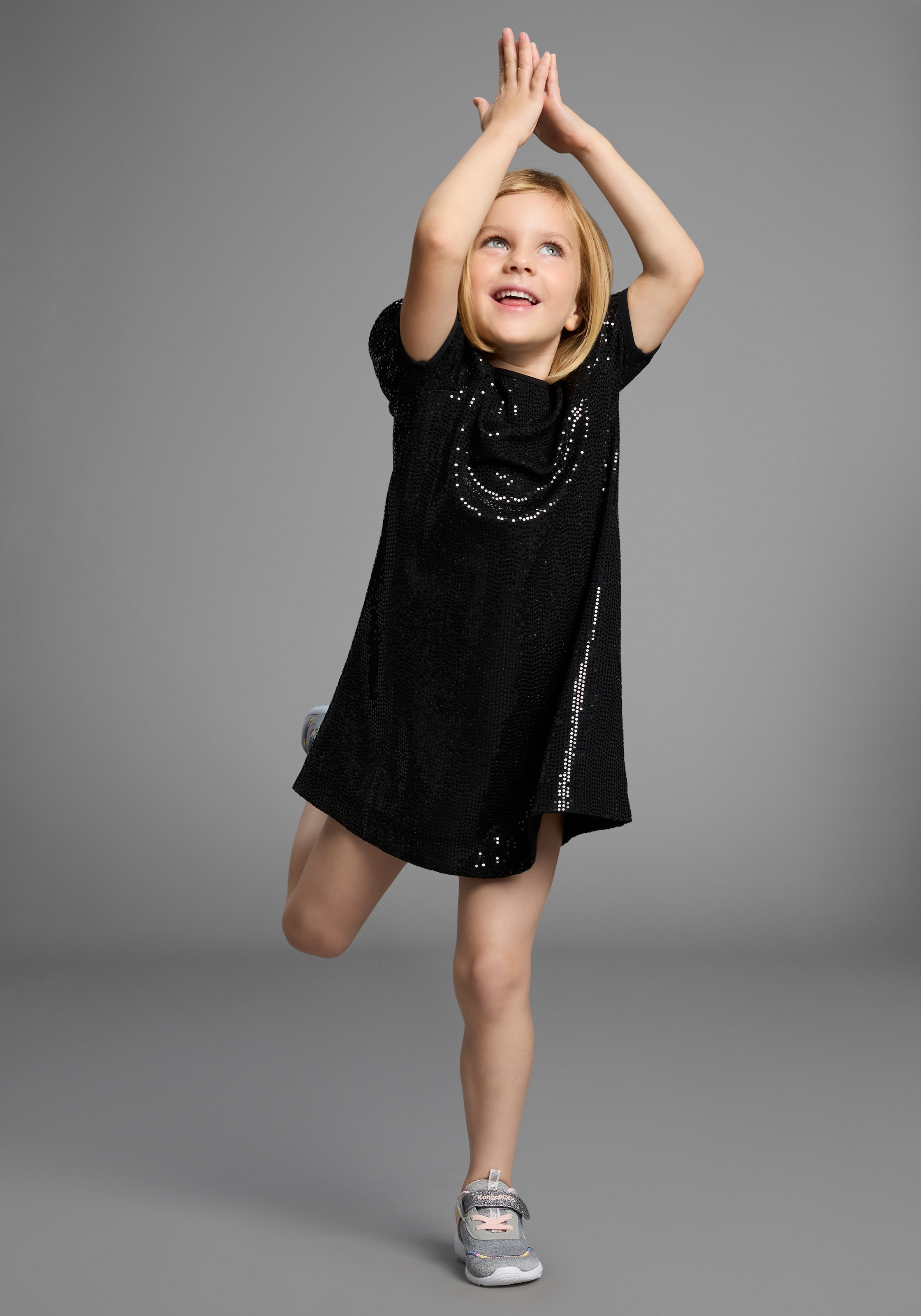 KIDSWORLD Robe en jersey »Shirtkleid in Pailletten-Allover-Design« Shirtkleid in Pailletten-Optik