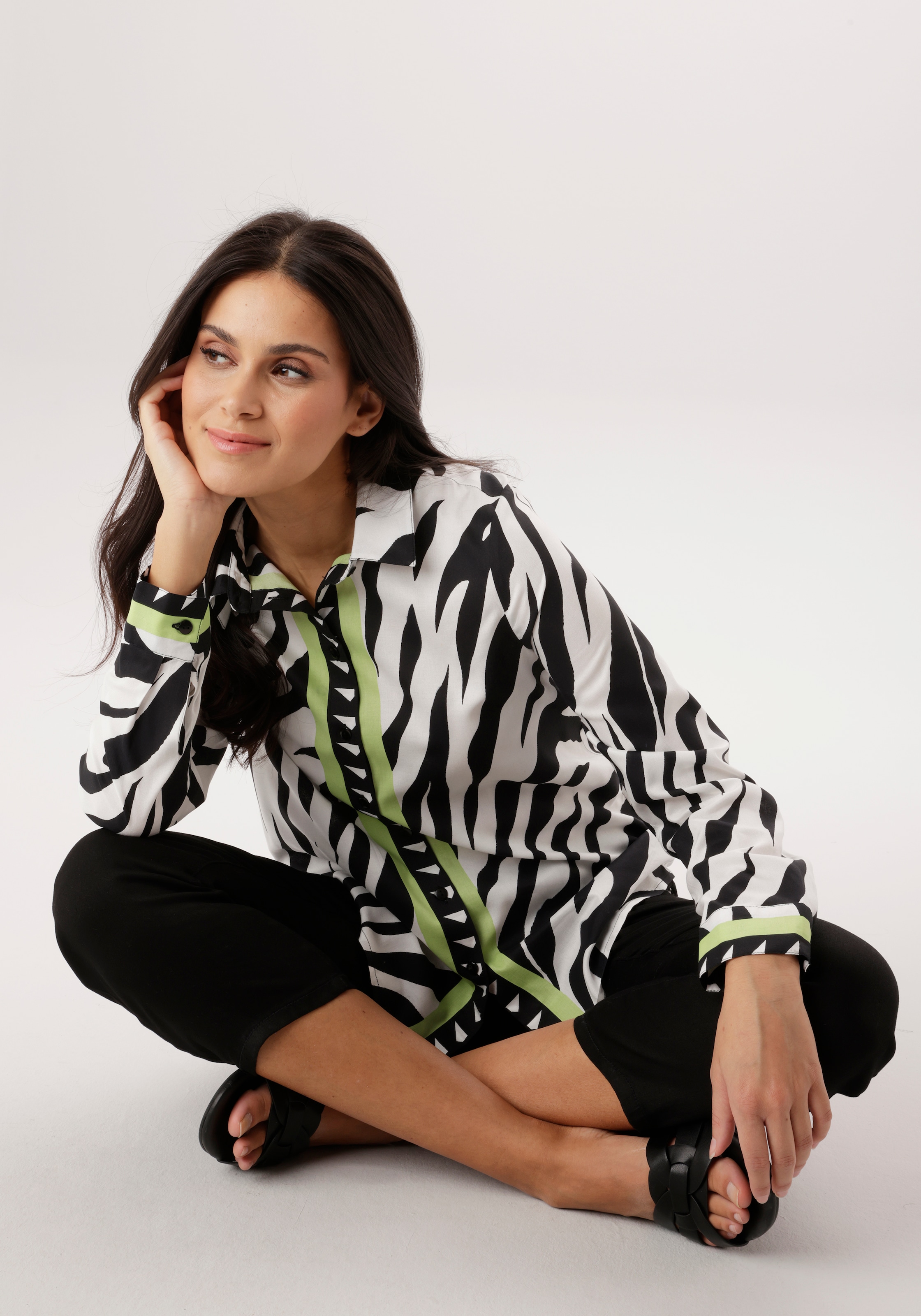 Aniston SELECTED Blouse chemise im Zebra-Look allover mit kontrastfarbigen Streifen - NEUE KOLLEKTION