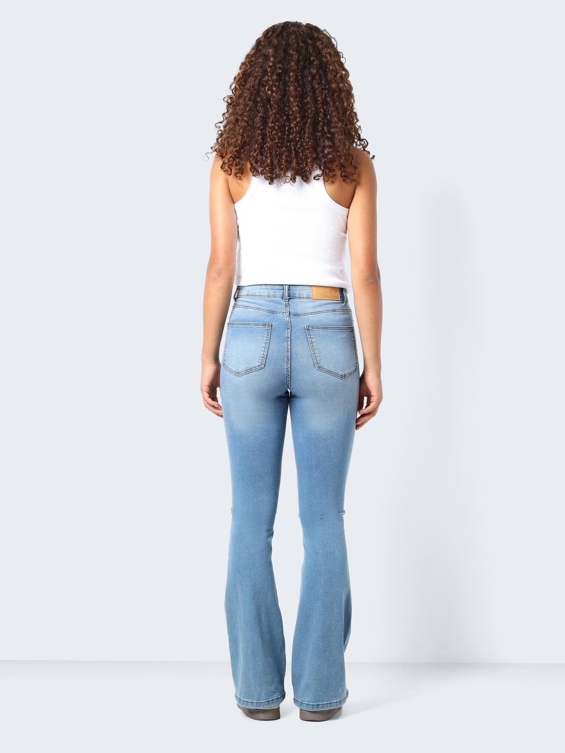 Noisy may Bootcut-Jeans »NMSALLIE HW FLARE JEANS VI162LB NOOS«