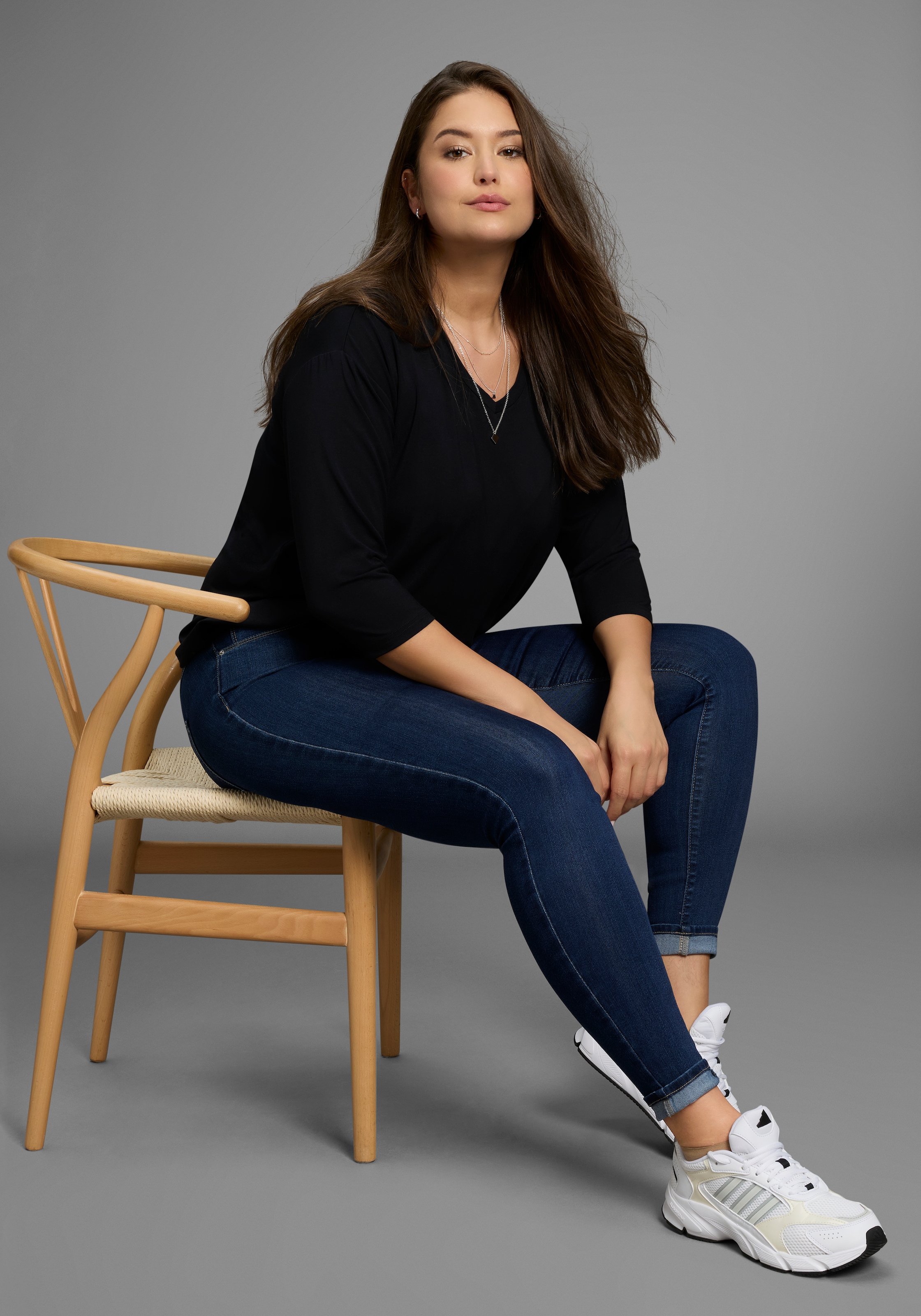 Laura Scott CURVE 3/4-Arm-Shirt, mit V-Ausschnitt und lockerer Passform – GROSSE GRÖSSEN