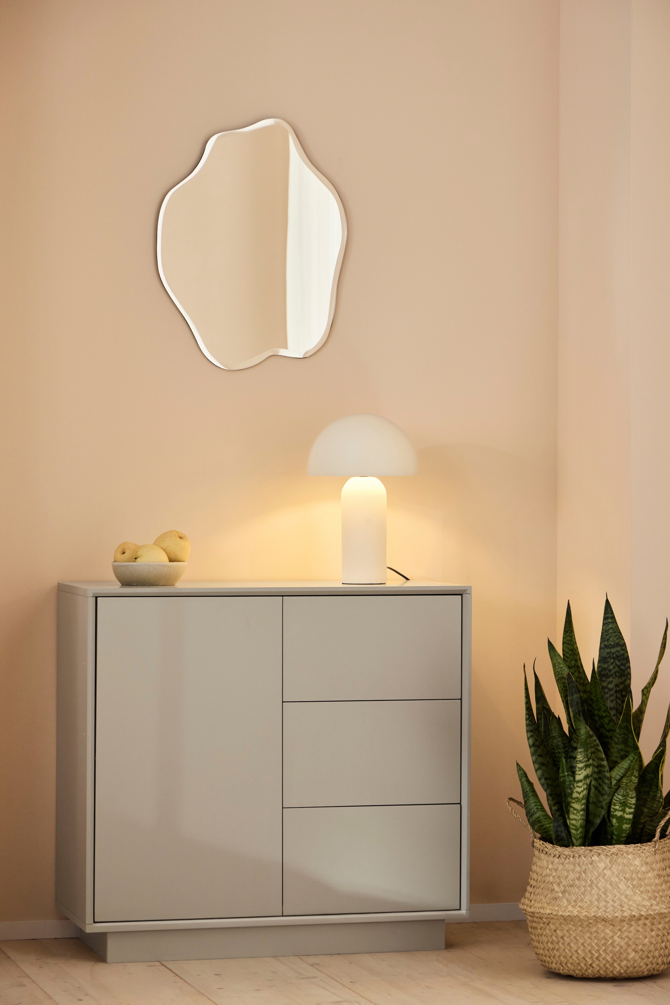 homsy by Ana Johnson Sideboard »Storvia« seidenmatte Lackierung, geräuschlose Soft-Close-Schubladen, B 85 cm