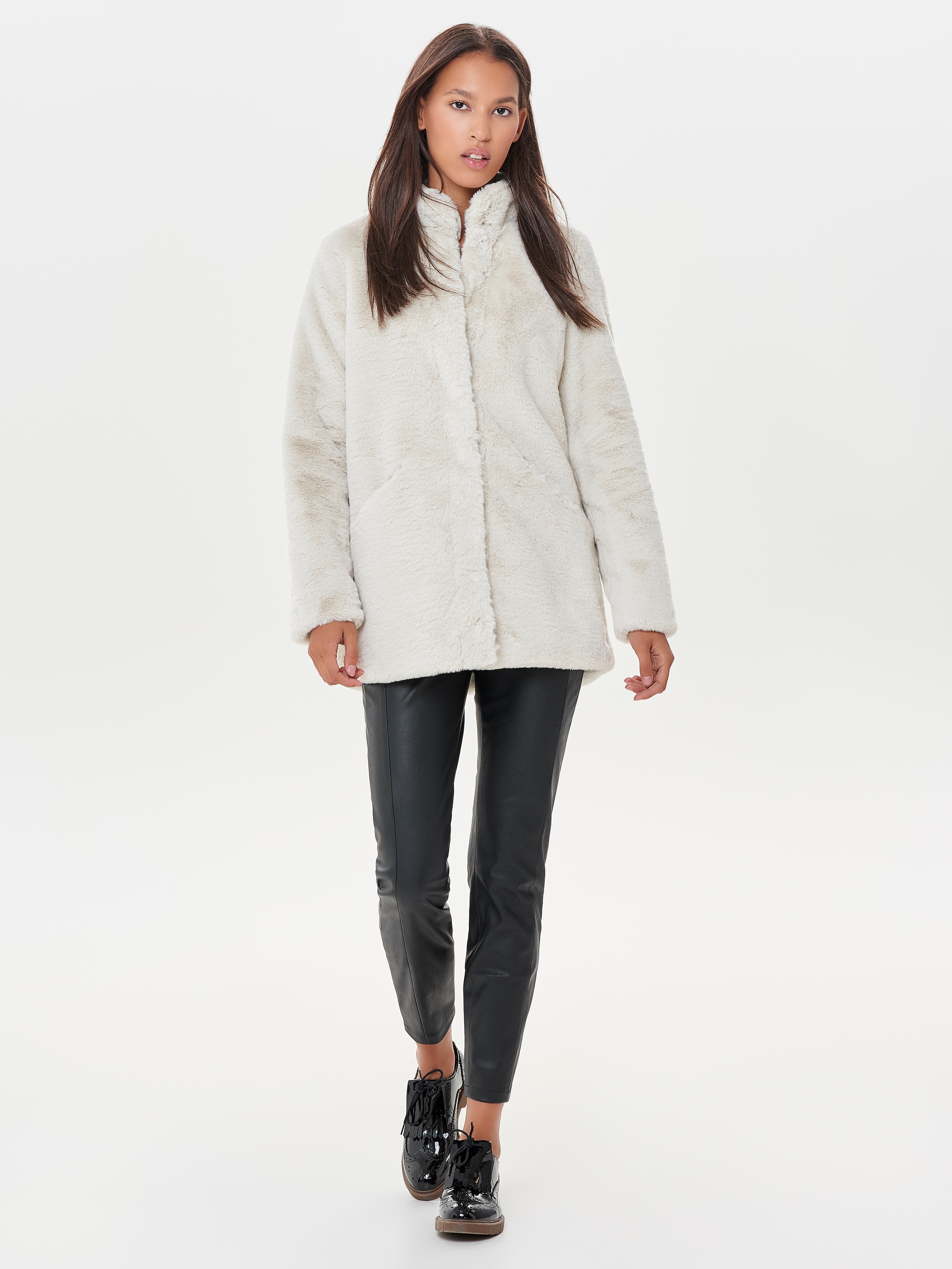 ONLY Manteau en imitation fourrure »ONLVIDA FAUX FUR COAT OTW«