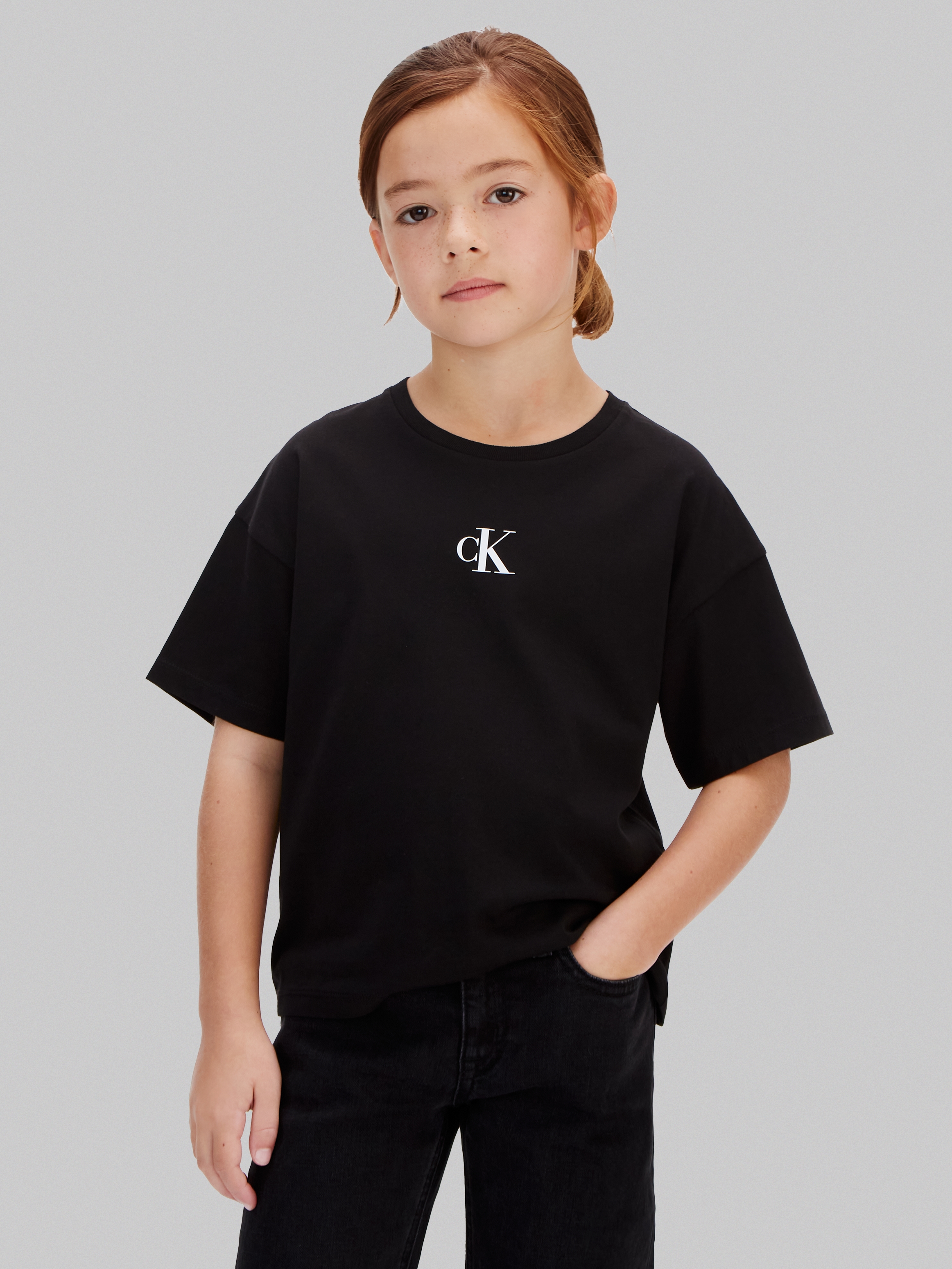 Image of Calvin Klein Jeans T-Shirt "CK LOGO BOXY T-SHIRT" Kinder bis 16 Jahre