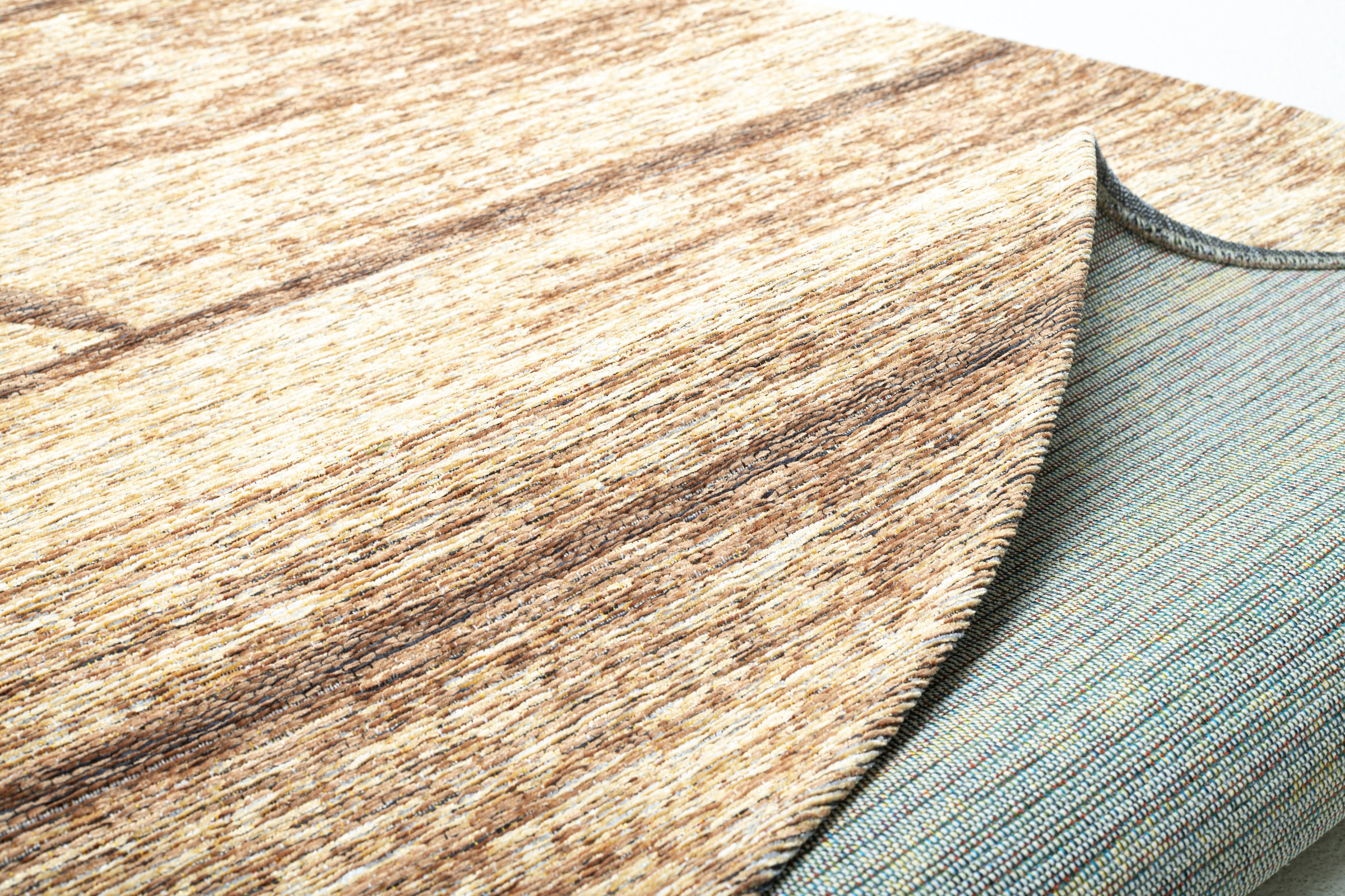 Sansibar Teppich »Keitum 009«, rund, 3 mm Höhe, Flachgewebe, Motiv Holzdielen & gekreuzte Säbel