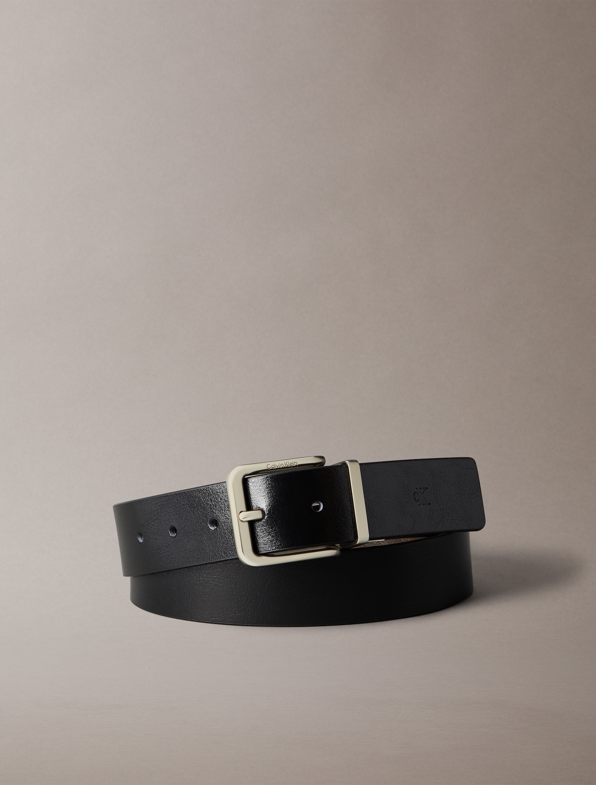 Image of Calvin Klein Jeans Ledergürtel "CASUAL PIN BUCKLE 35MM ADJ/REV"