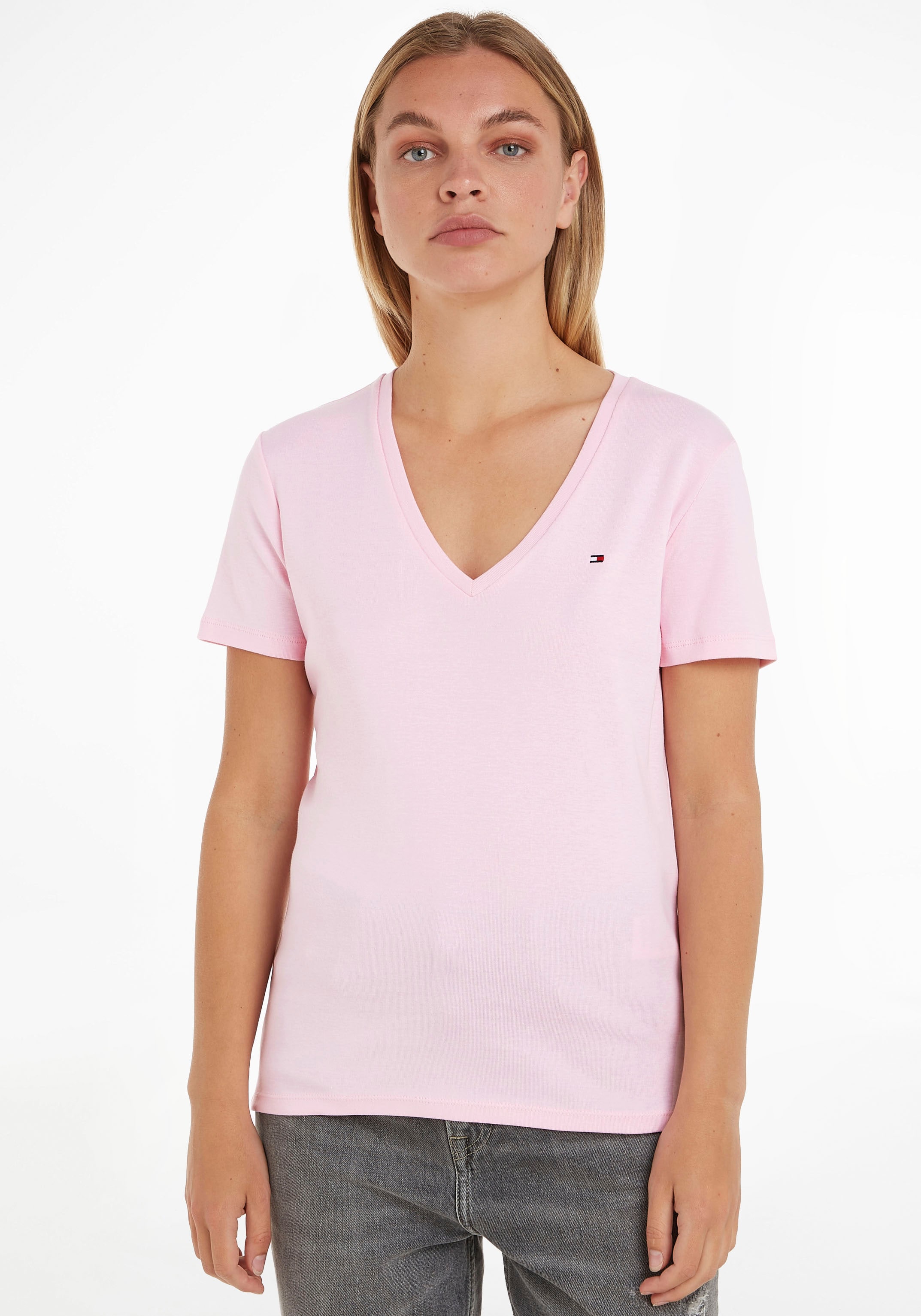 ♕ Tommy Hilfiger T-Shirt »SLIM Logostickerei RIB dezenter kaufen V-NECK versandkostenfrei mit SS«, CODY