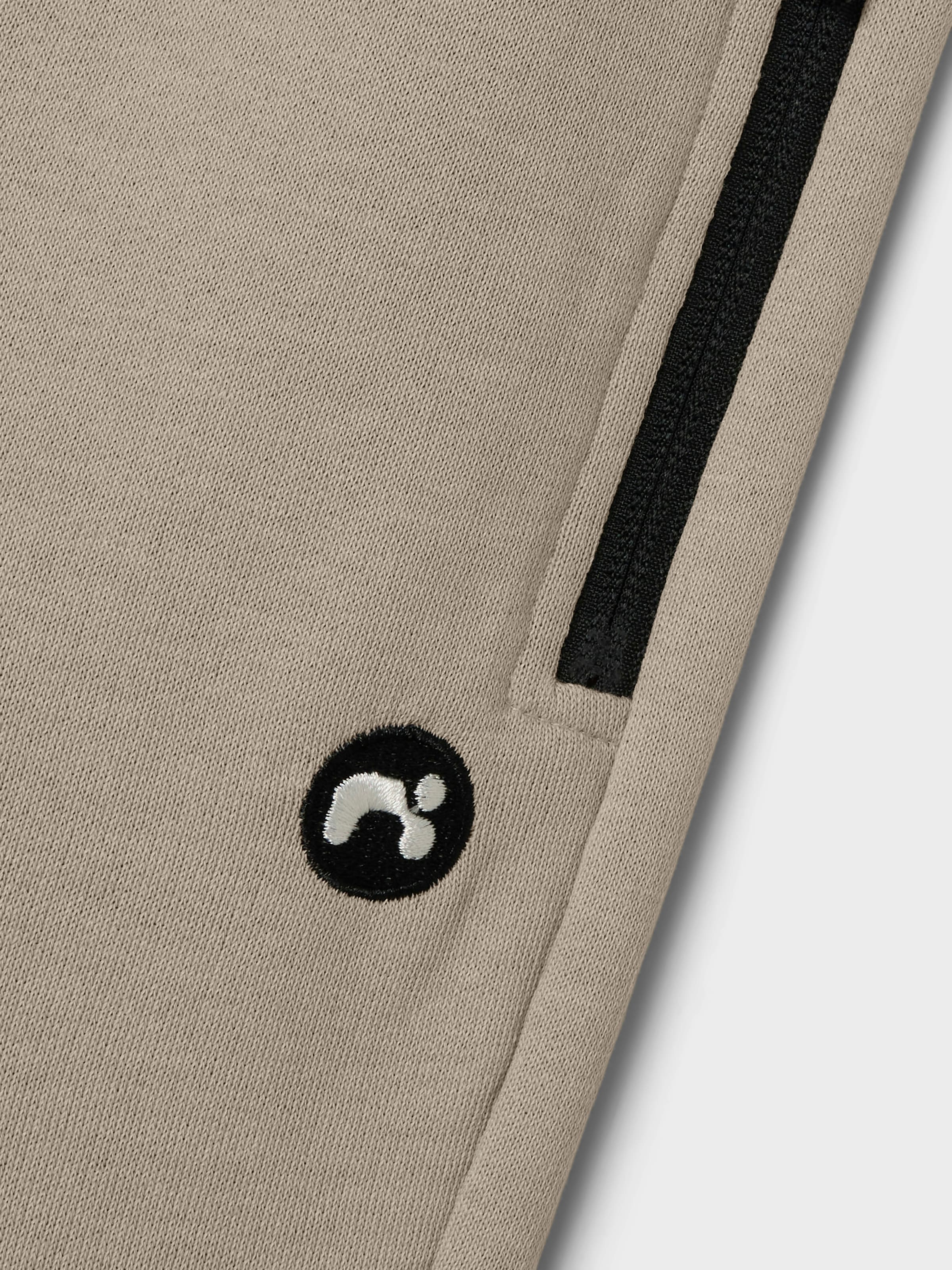 Name It Shorts »NKMVIMO SWE SHORTS BRU NOOS«, mit kontrastfarbigen Details