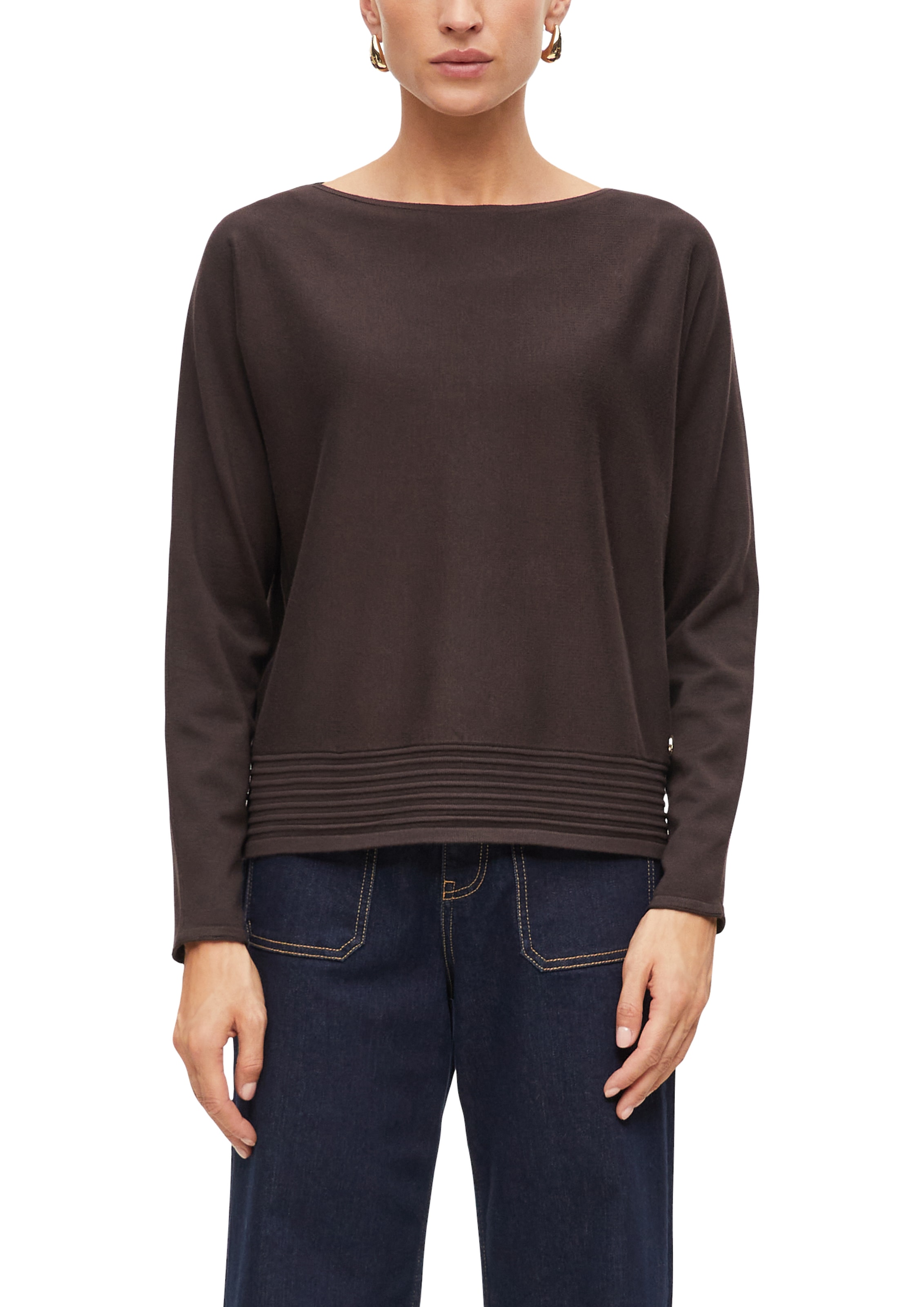 Image of s.Oliver BLACK LABEL Rundhalspullover mit tiefem Rundhalsausschnitt, atmungsaktiv, elastisch