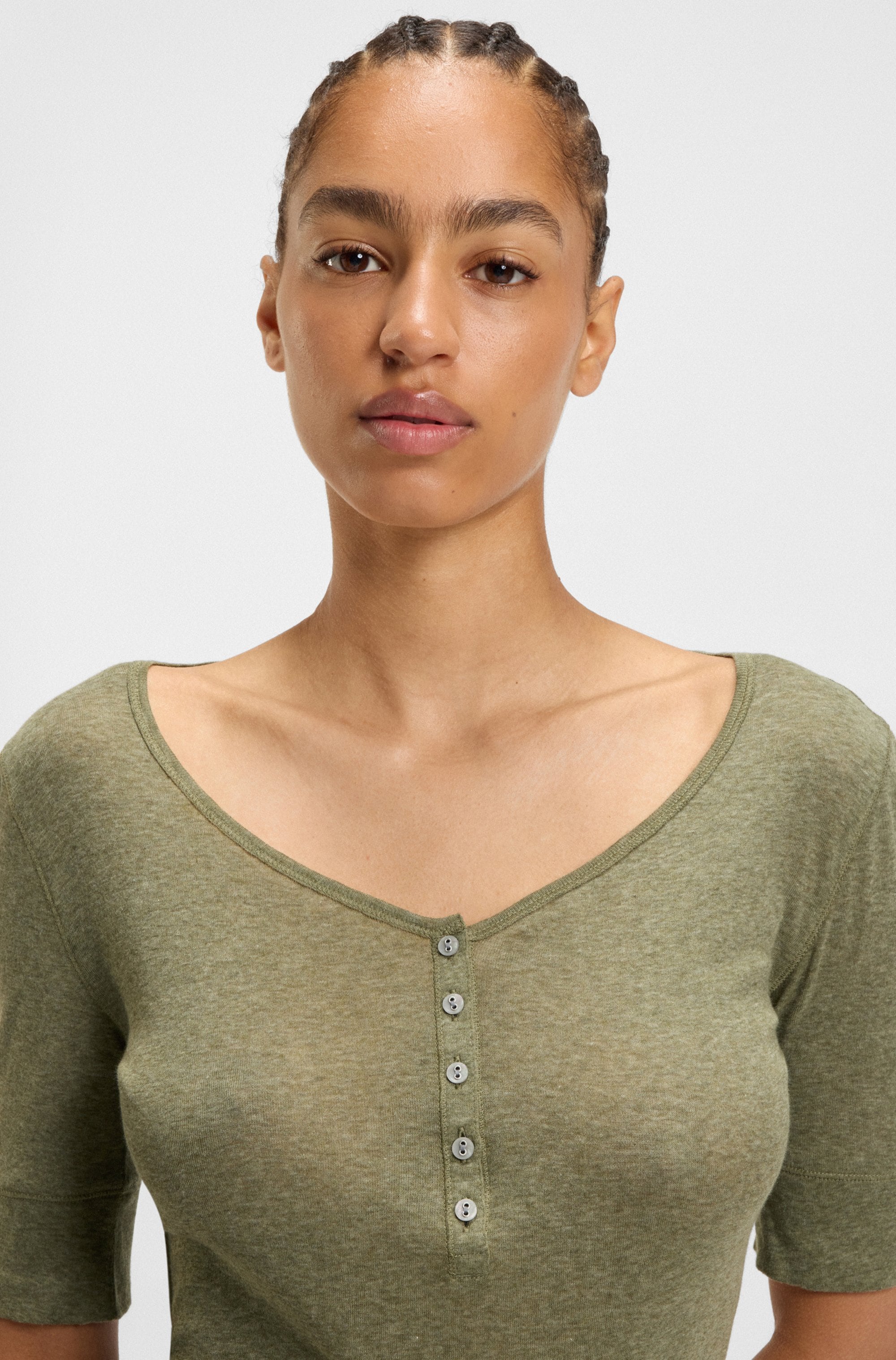 BOSS ORANGE Henleyshirt »Espen Premium Damenmode« mit Knopfleiste am V-Ausschnitt