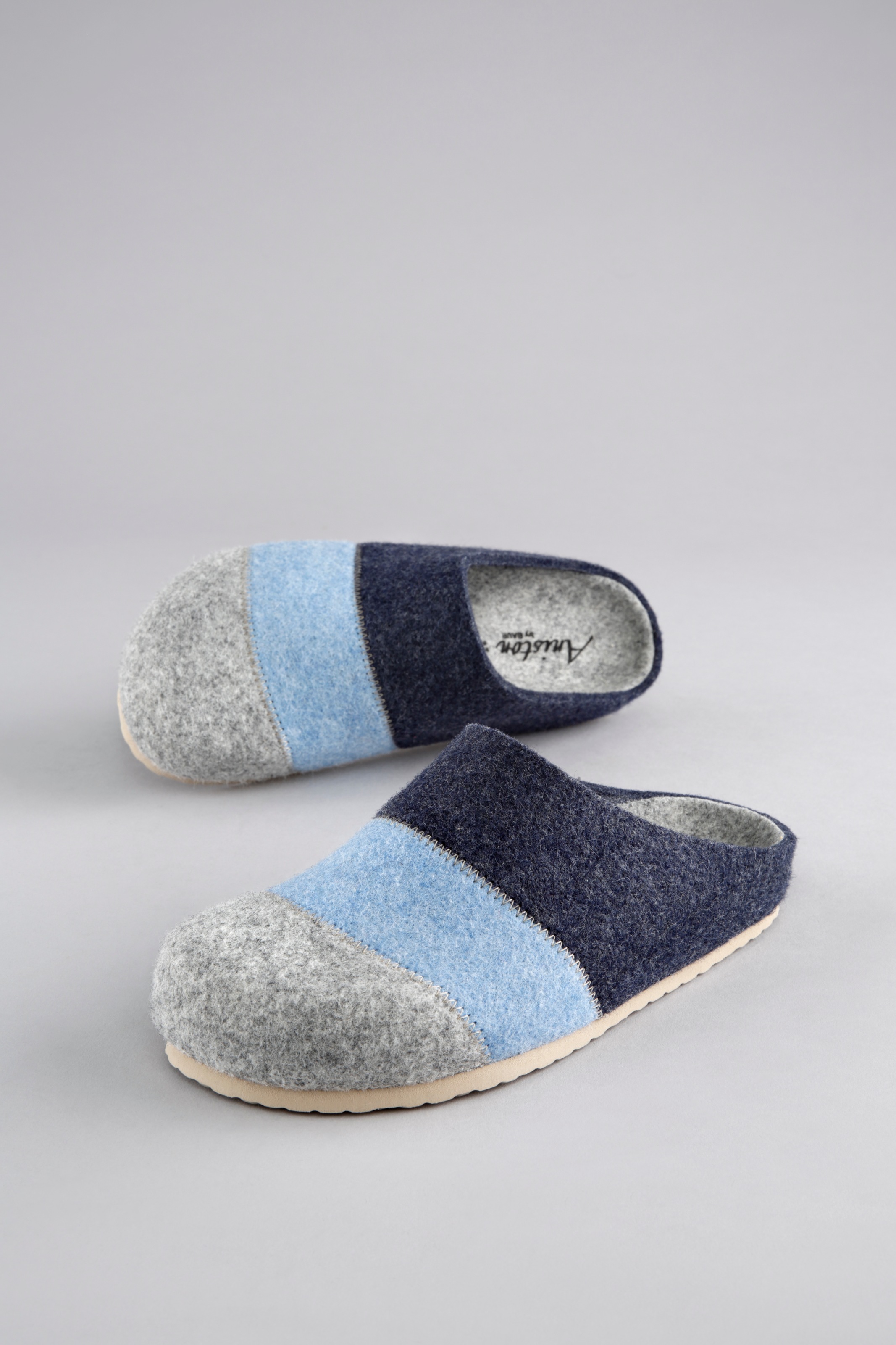 Aniston SHOES Sabot »Panal«  Chausson d'intérieur, pantoufle maison en patchwork