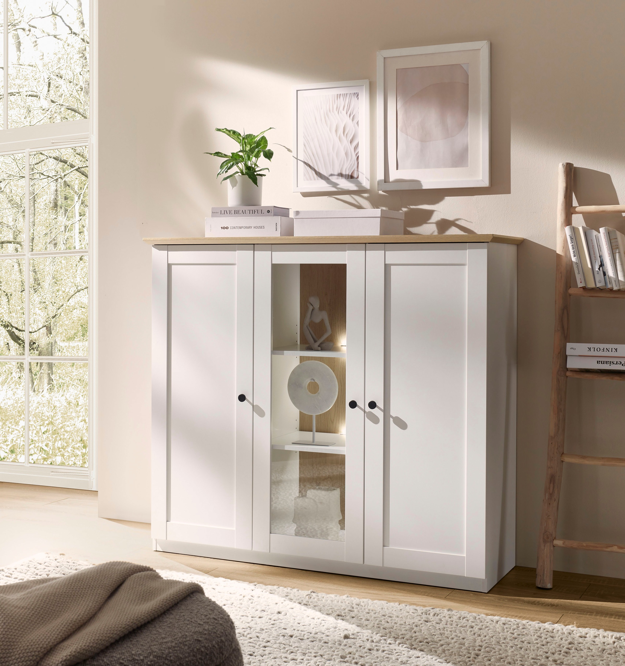 Image of GOODproduct Highboard "Brest, Schrank im Landhausstil, Sideboard, zeitloses Stauraumelement" schwarze Metallgriffe, ausreichend Stauraum, Glastür, 139 cm breit