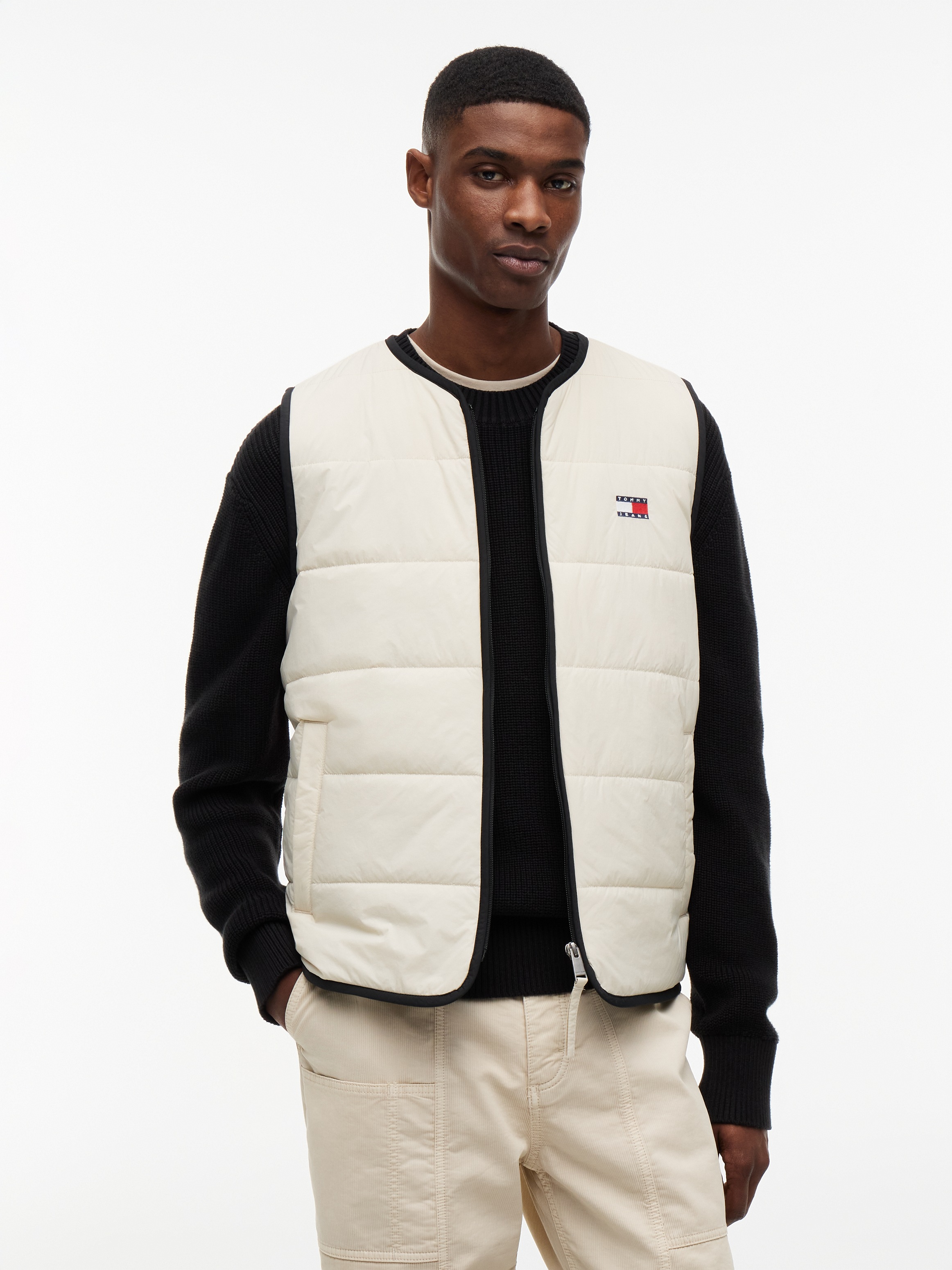 Image of Tommy Jeans Steppweste "TJM HERITAGE FLAG QUILTED" Underliner Regular fit mit Rundhalsausschnitt