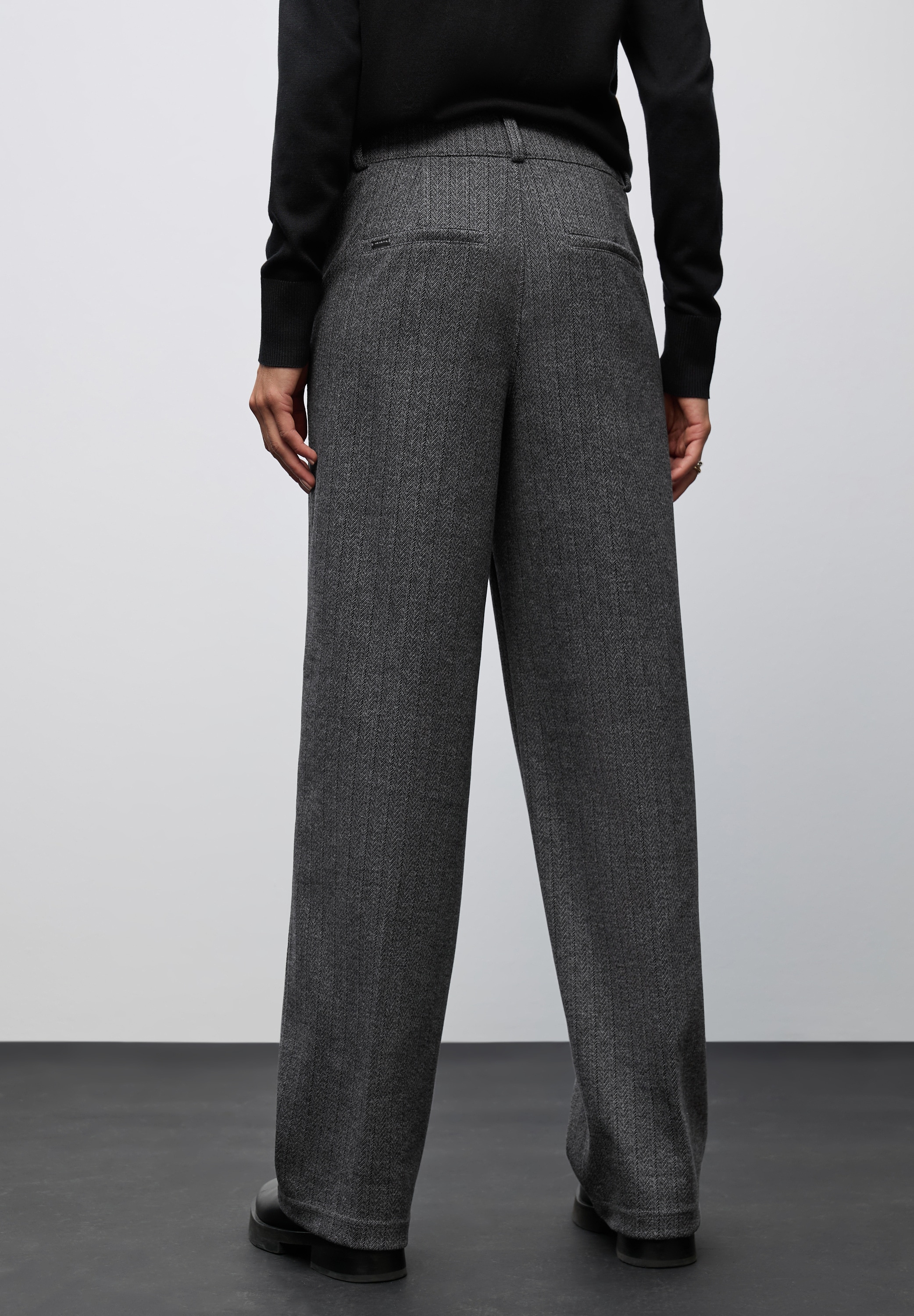 STREET ONE Pantalon en tissu  im Nadelstreifen-Look