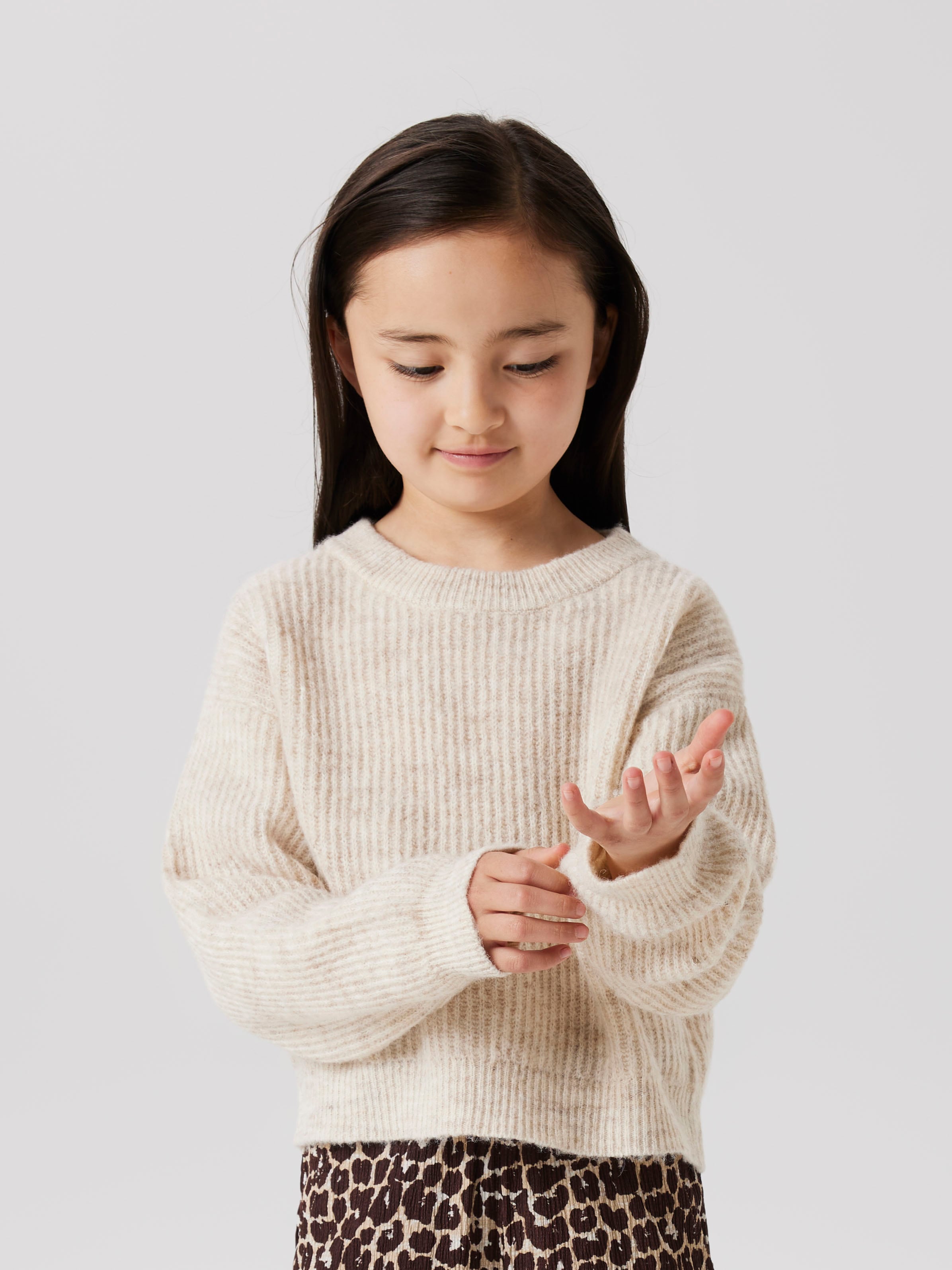 Image of Name It Strickpullover "NKFHOLLY LS BOXY SHORT KNIT NOOS"