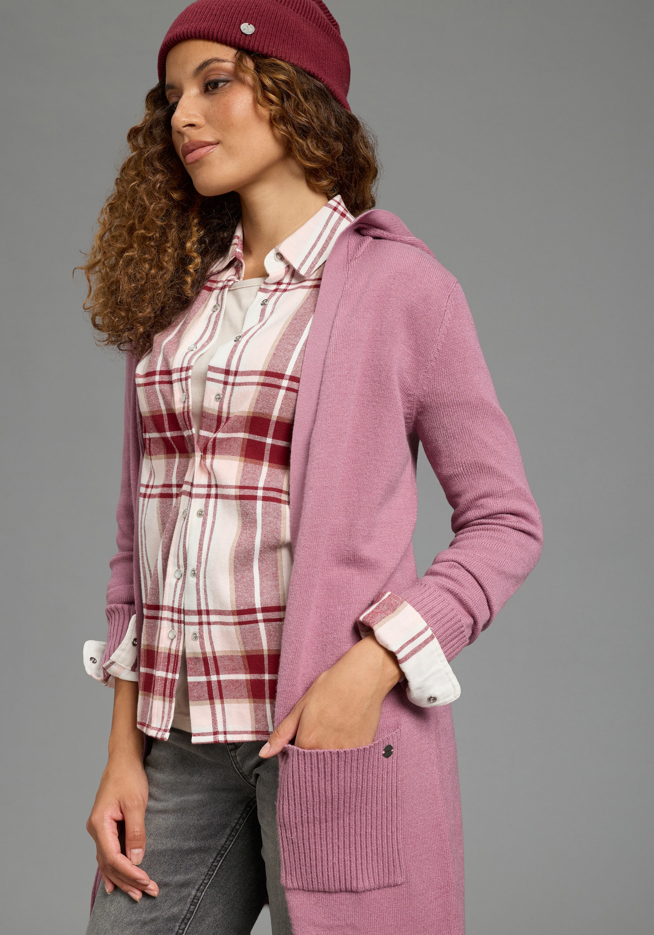 KangaROOS Longstrickjacke mit Kapuze, Langarm, figurumspielende Passform, ohne Verschluss