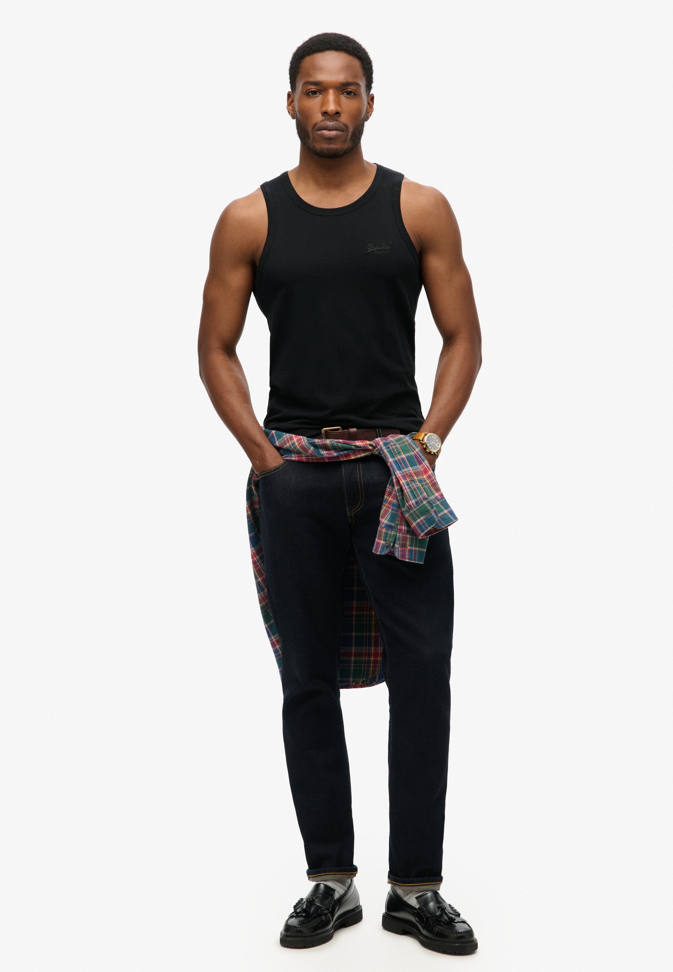 Superdry Débardeur »ESSENTIAL LOGO VEST UB« avec étiquette de marque, en coton et jersey simple, coupe slim, sans manches
