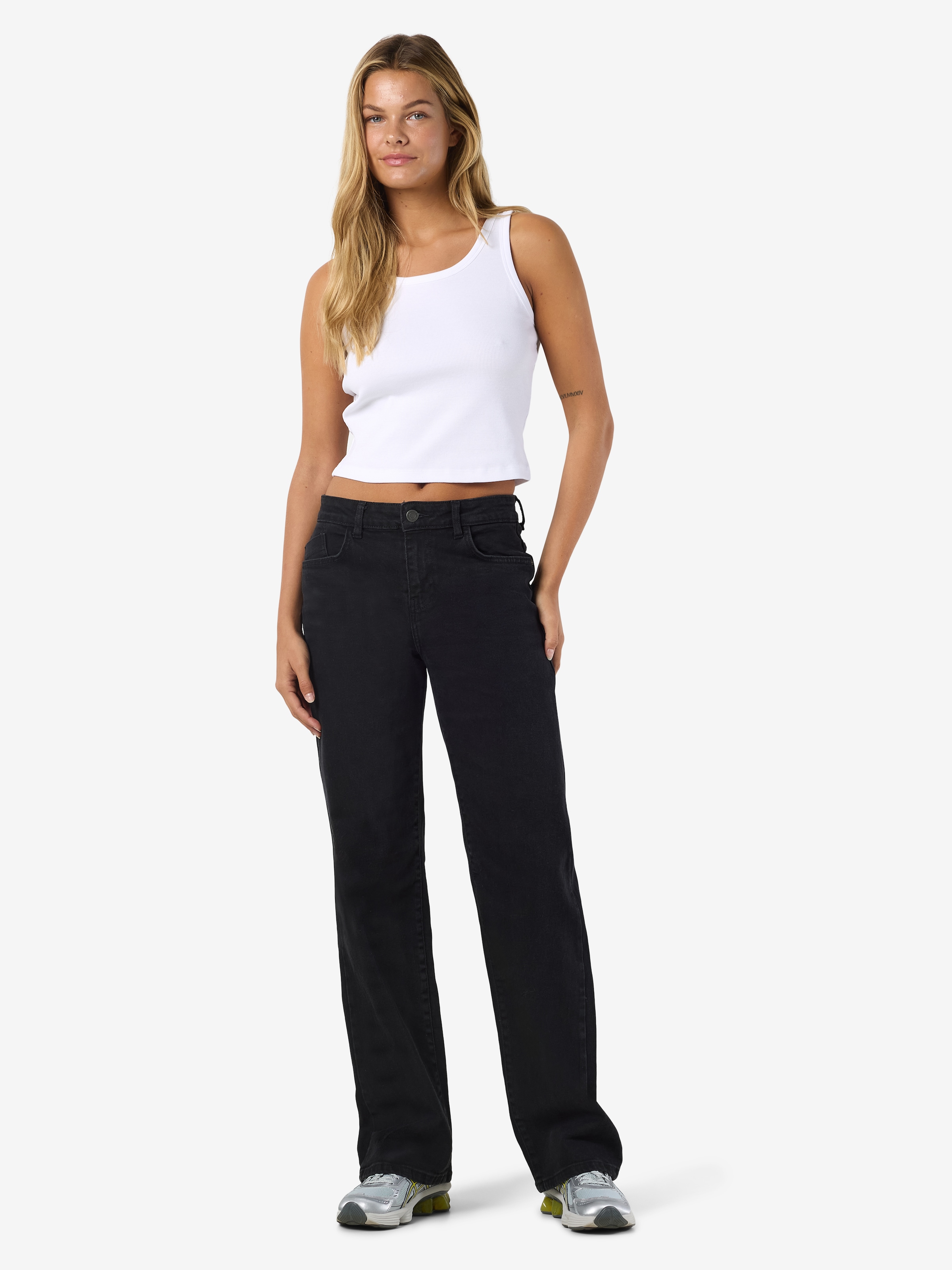 Noisy may Jeans droit »NMYOLANDA NW WIDE JEANS BLACK NOOS« extra lang