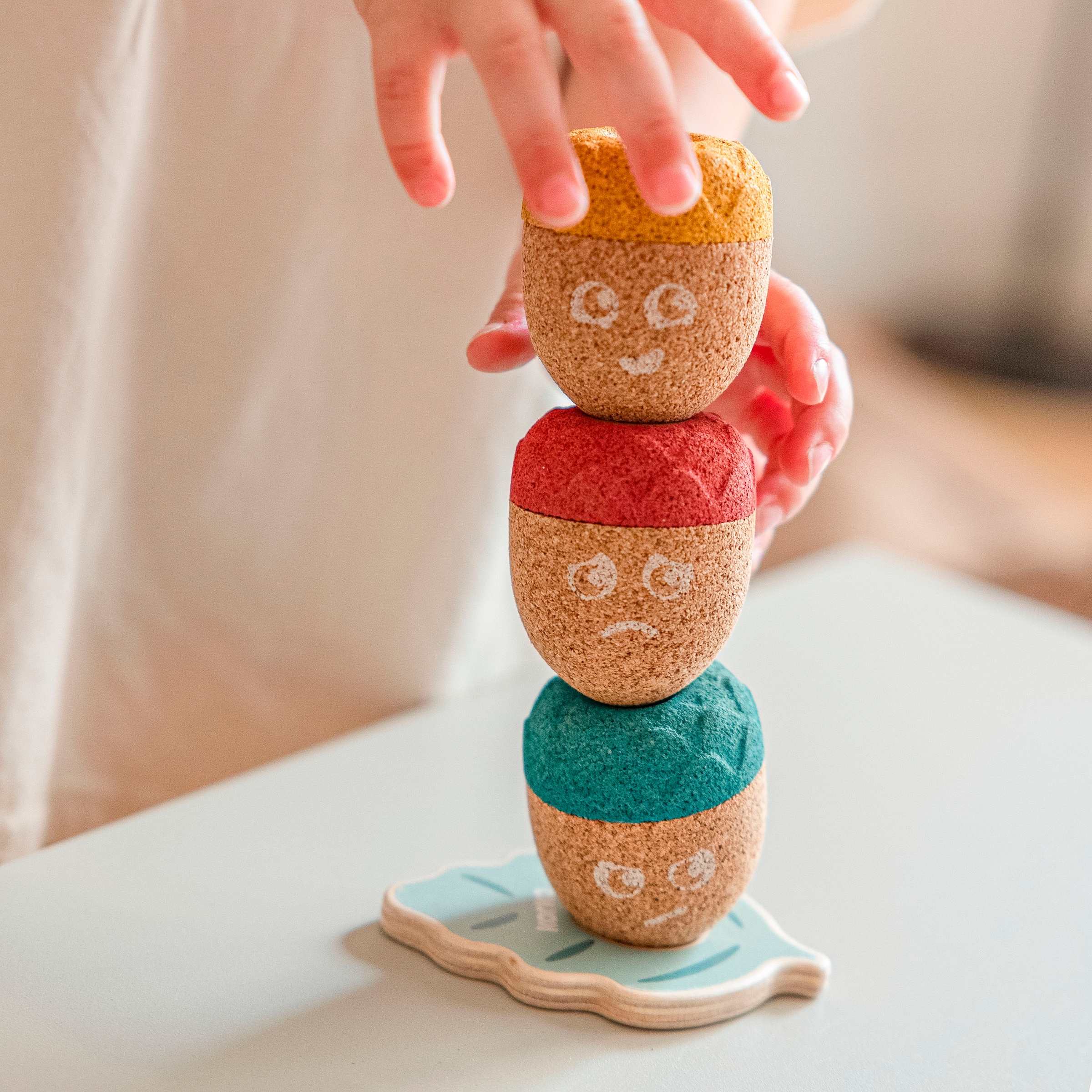 KORKO Jouets à empiler »Magical Mood Acorns« Made in Europe