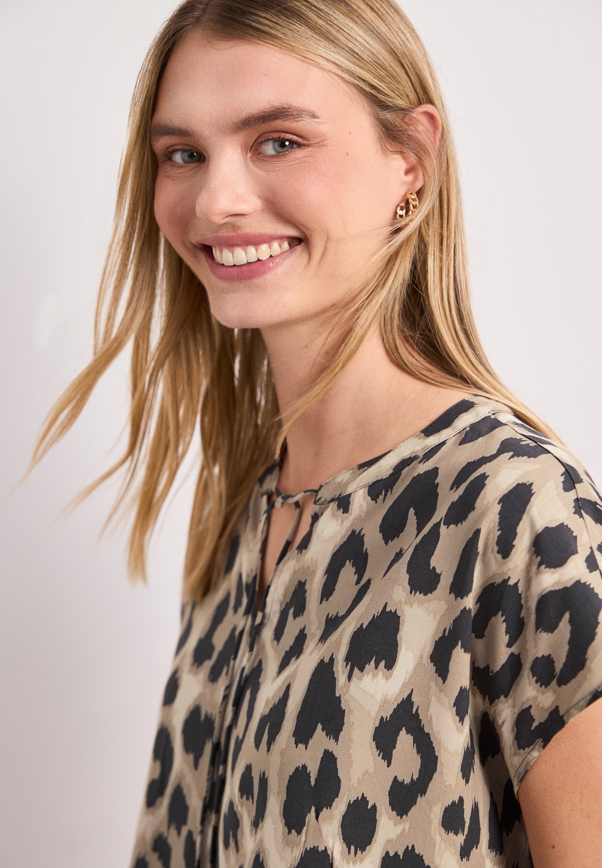 Image of STREET ONE Kurzarmbluse Sommerbluse mit floralem Muster