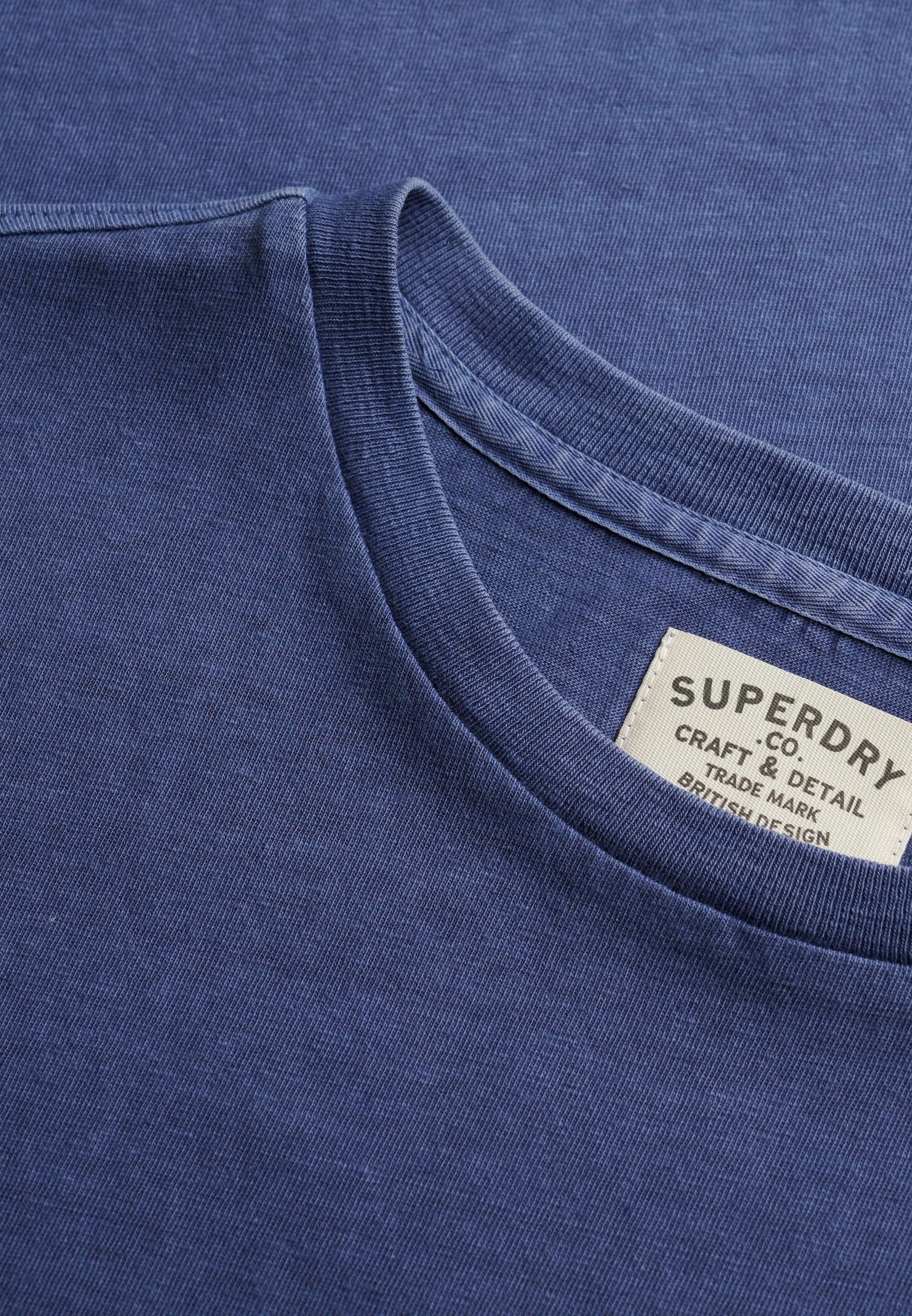 Superdry »COTTON CLASSIC LINEN PKT TEE« Mélange de coton, coupe décontractée en mélange coton-lin léger et aéré