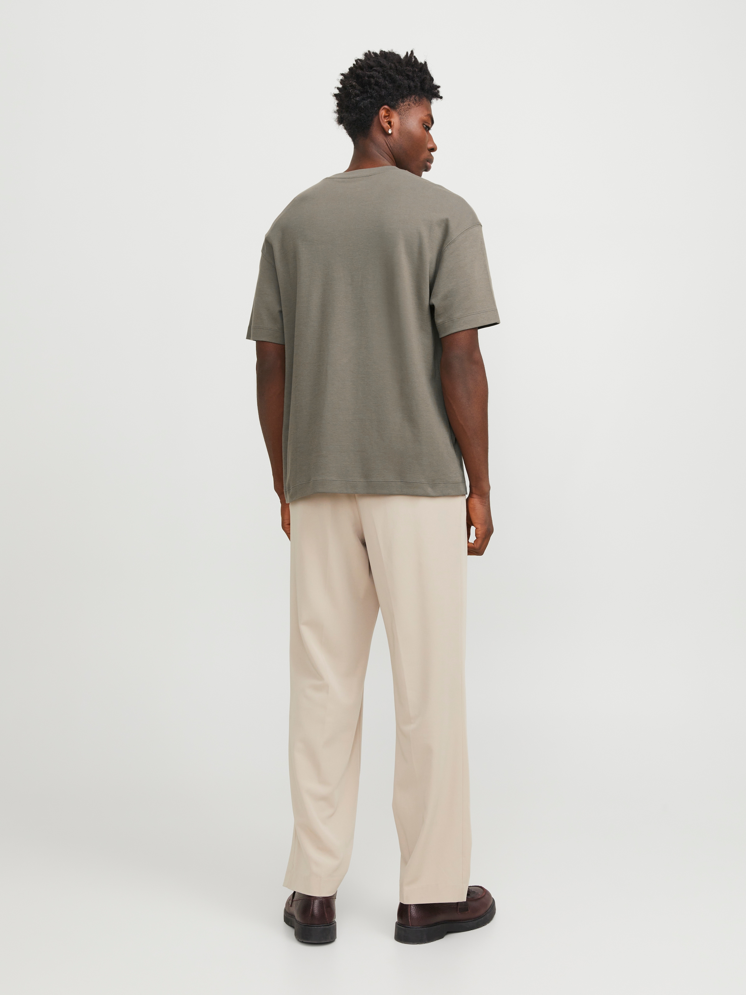 Jack & Jones Rundhalsshirt »JJEURBAN EDGE TEE SS O-NECK NOOS« mit Rundhalsausschnitt