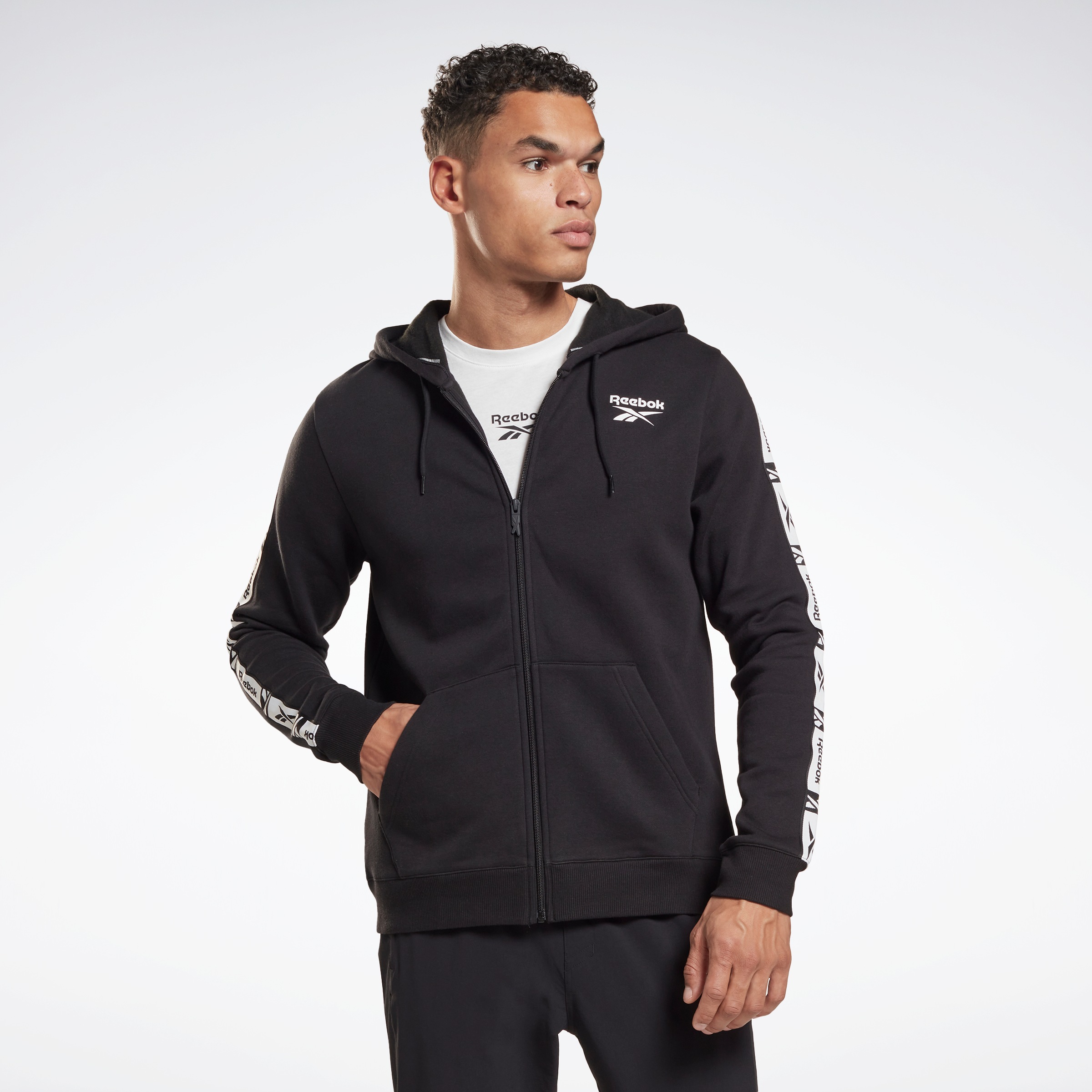 Image of Reebok Kapuzensweatjacke »REEBOK IDENTITY TAPE ZIP-UP HOODIE« bei Ackermann Versand Schweiz