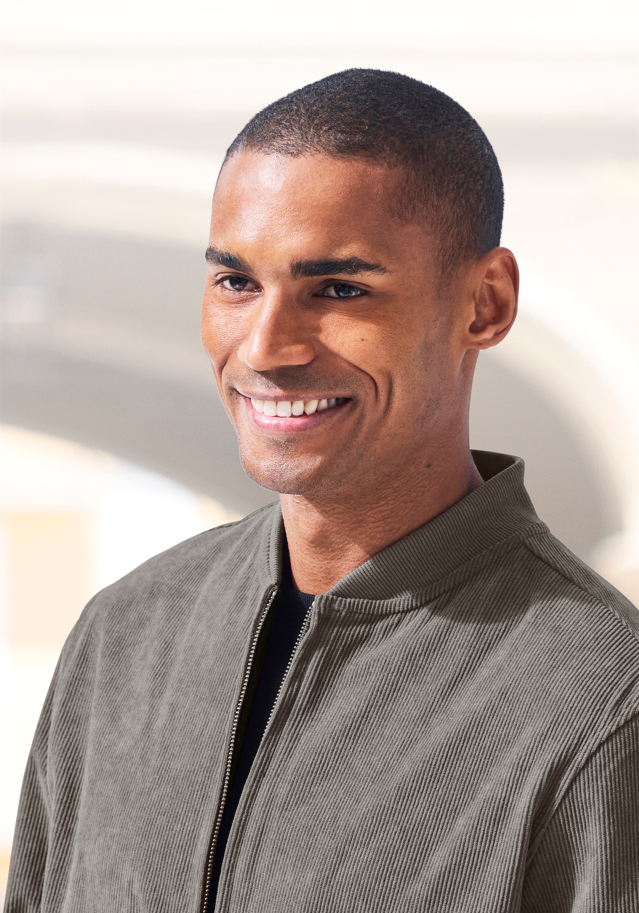 H.I.S Veste en velours côtelé »- Blouson mit Reissverschluss« , Pilotenjacke / Übergangsjacke aus Cord, regular fit