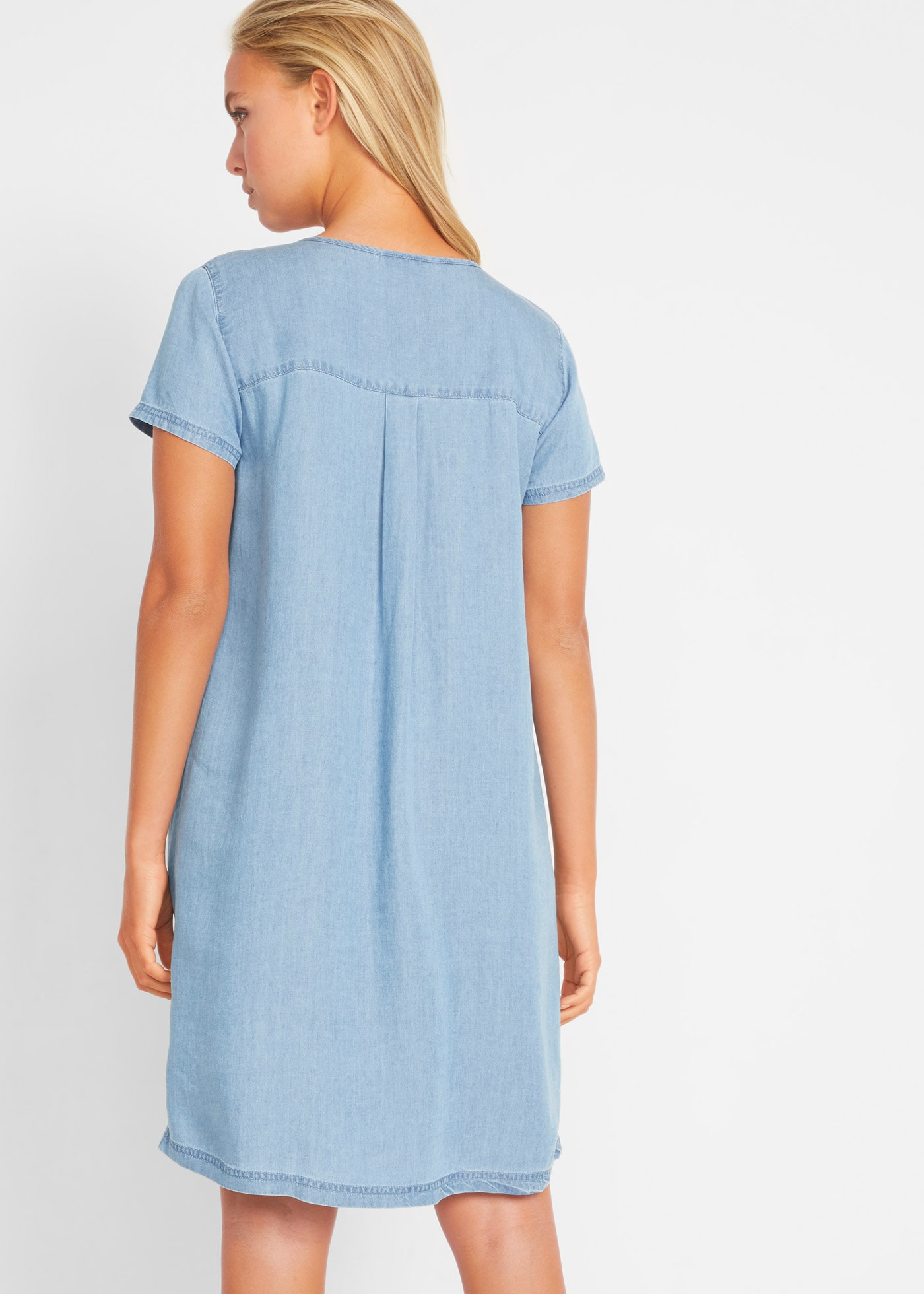 bonprix Robe en jean für den Casual-Anlass, aus Lyocell (TENCEL™), mit kurzem Arm
