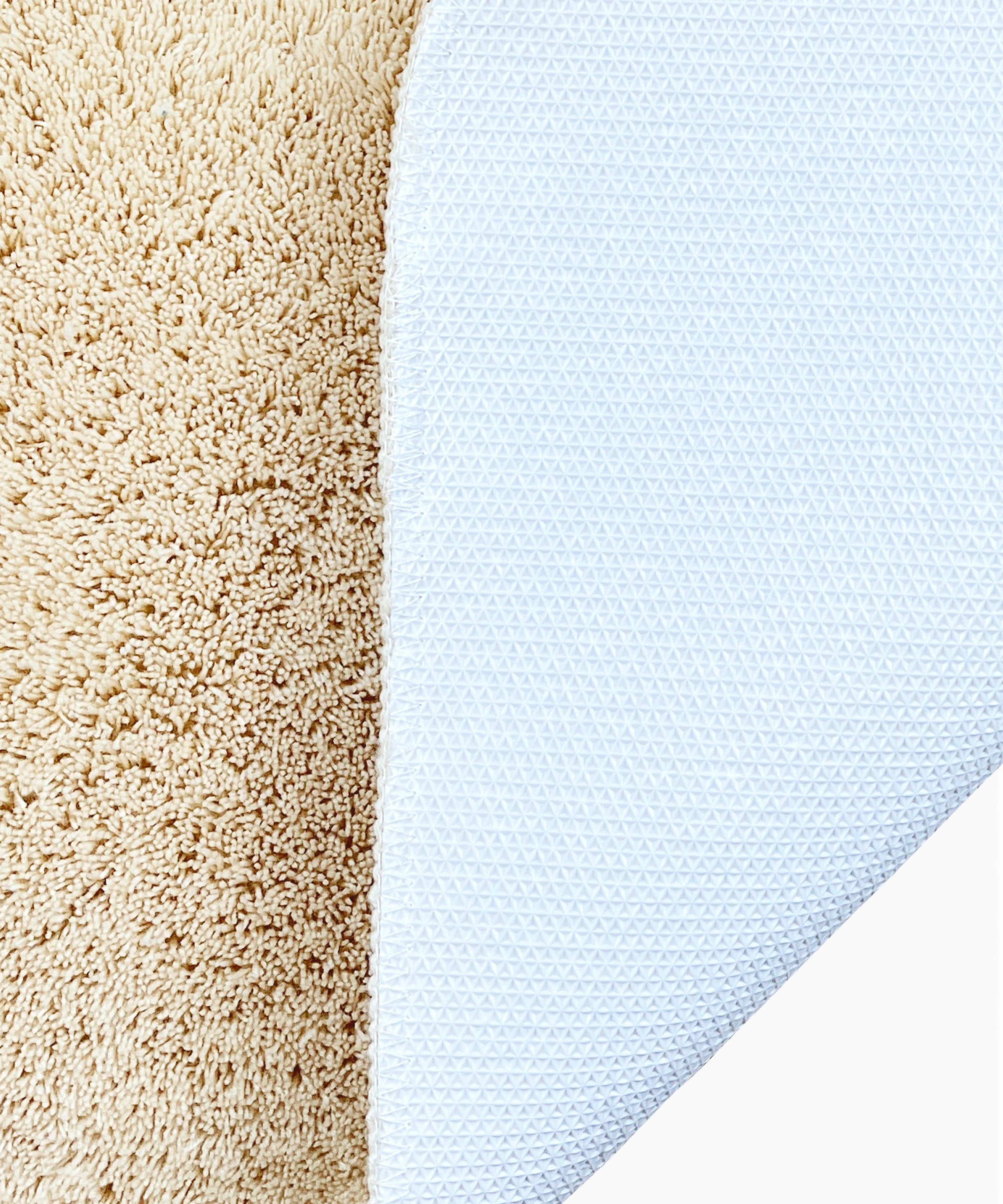 Bruno Banani Badematte »Lana, Badvorleger, Badezimmer Teppich«, rutschhemmend beschichtet, fussbodenheizungsgeeignet-schnell trocknend-strapazierfähig, Badteppich, Badematten, unifarben, auch als 3 teiliges Set & rund