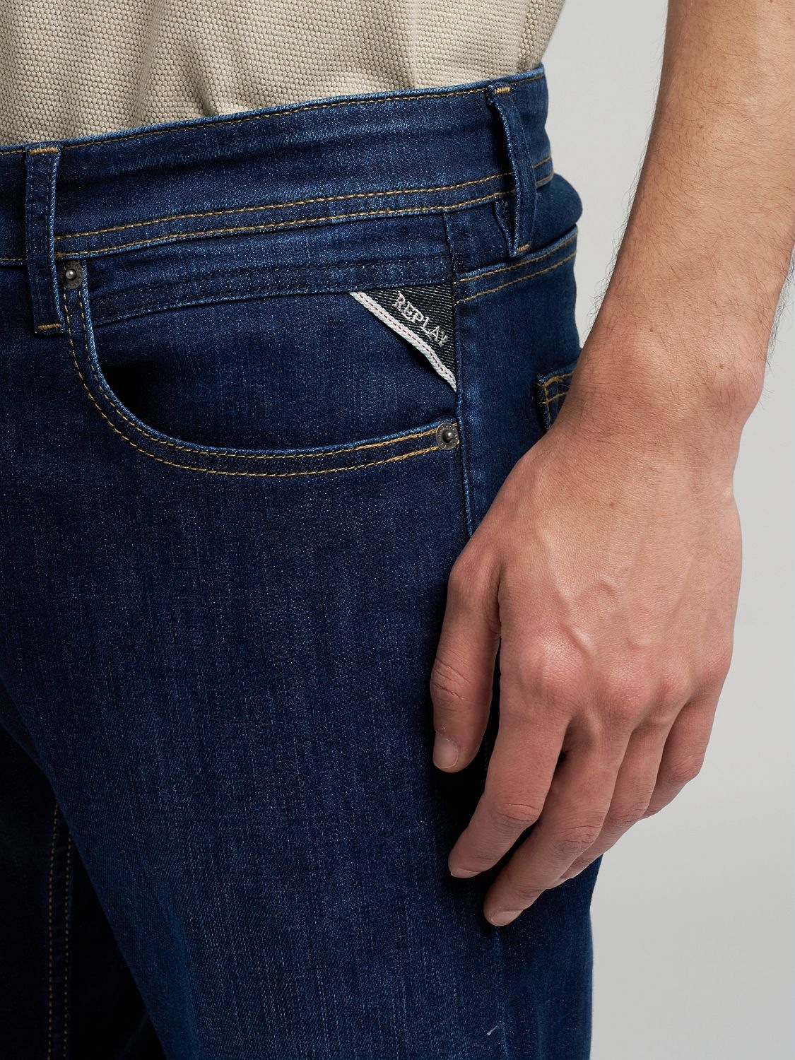 Replay »GROVER« in vielen verschiedenen Waschungen, mit Stretch