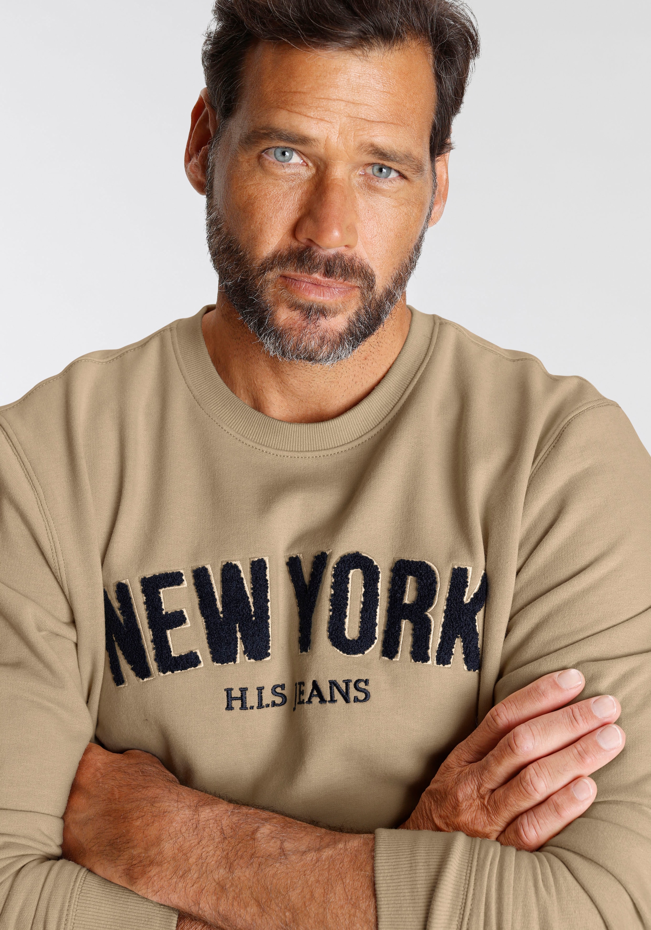 H.I.S Sweater , Langarm,  lockere Passform,  bestickte Optik,  Rundhalsausschnitt
