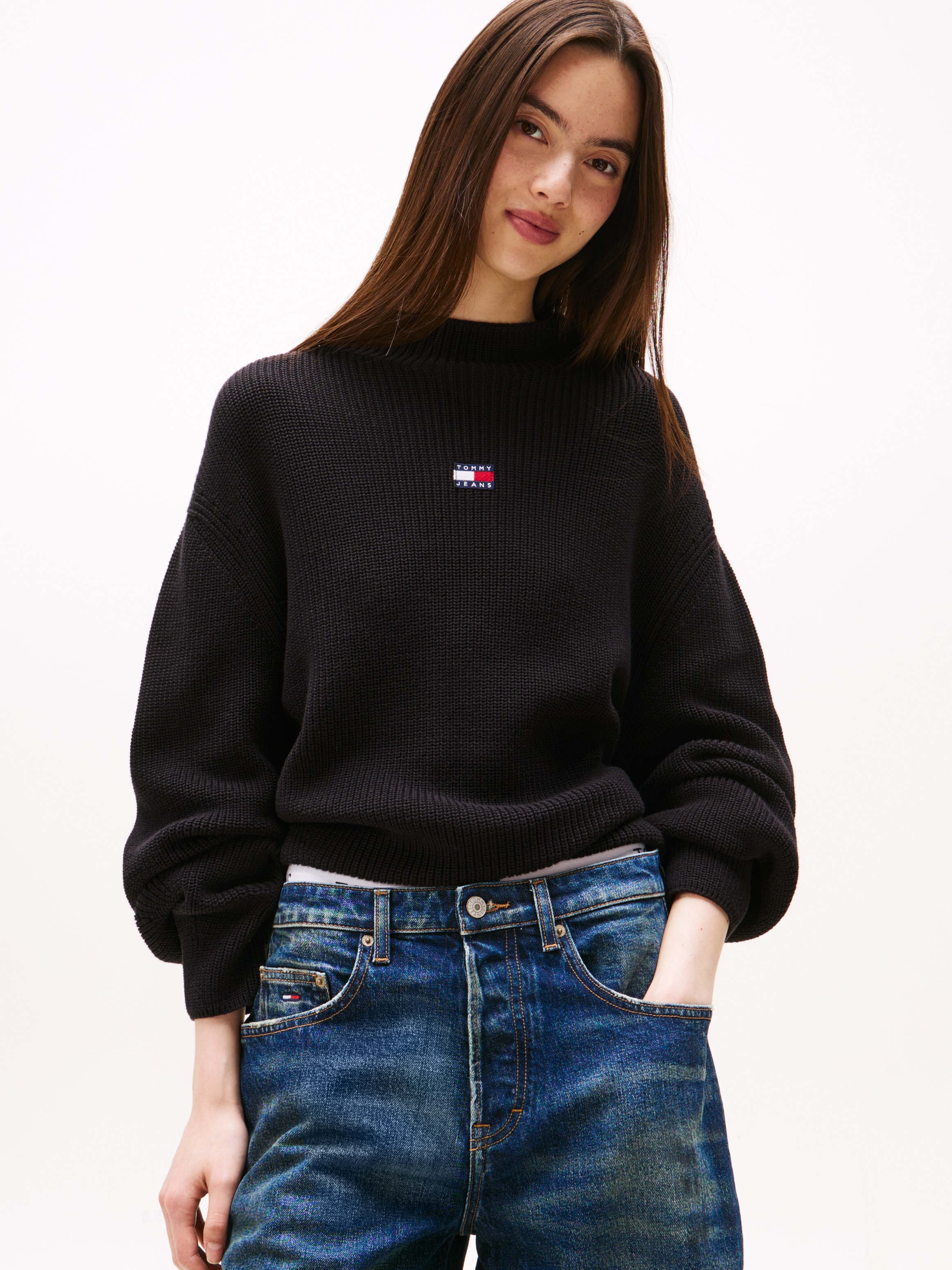 Tommy Jeans Stehkragenpullover »TJW MOCKNECK BADGE SWEATER«