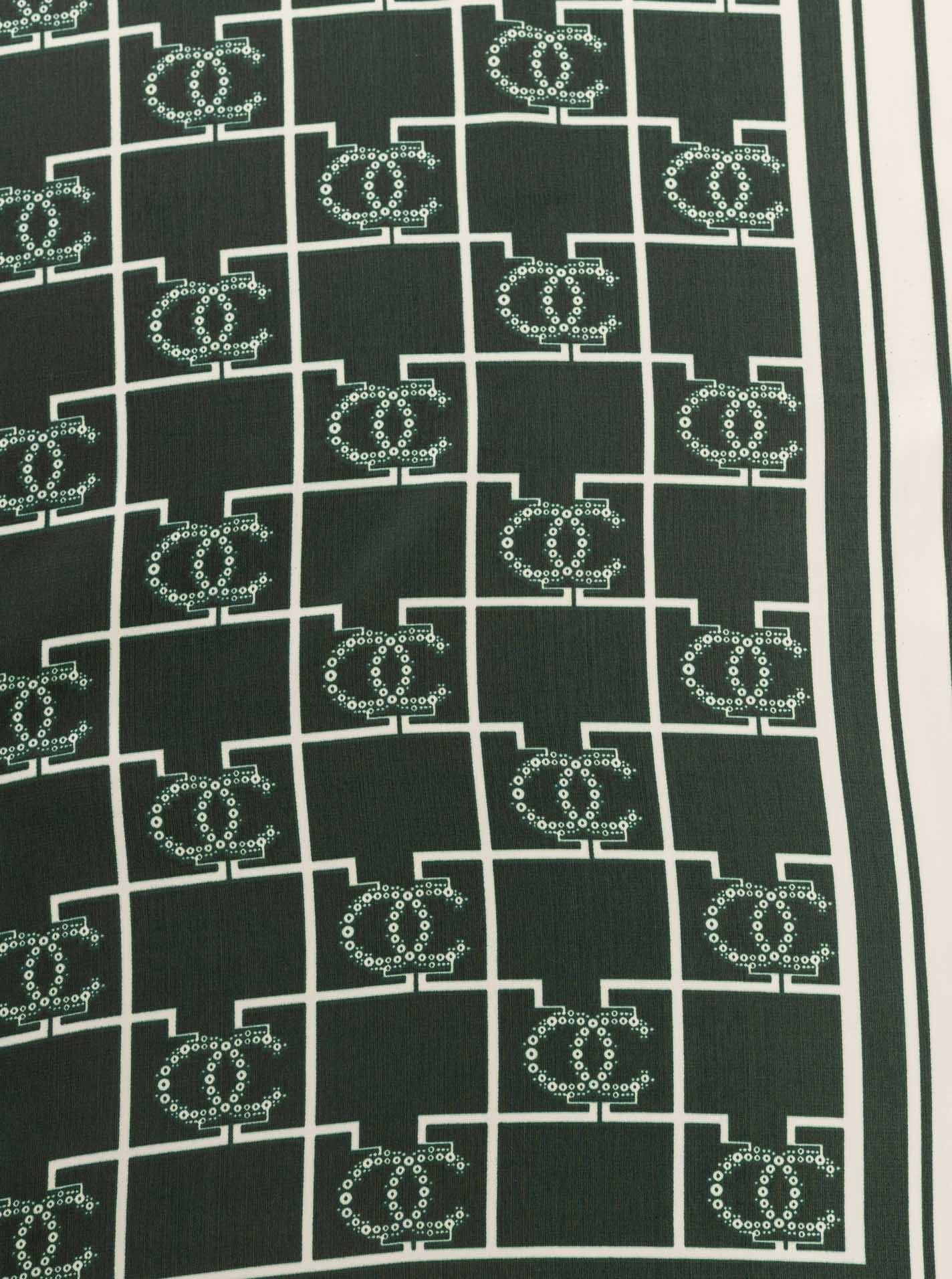 Zwillingsherz Nickituch »"Luxury"« geometrisches Muster, glänzende Oberfläche