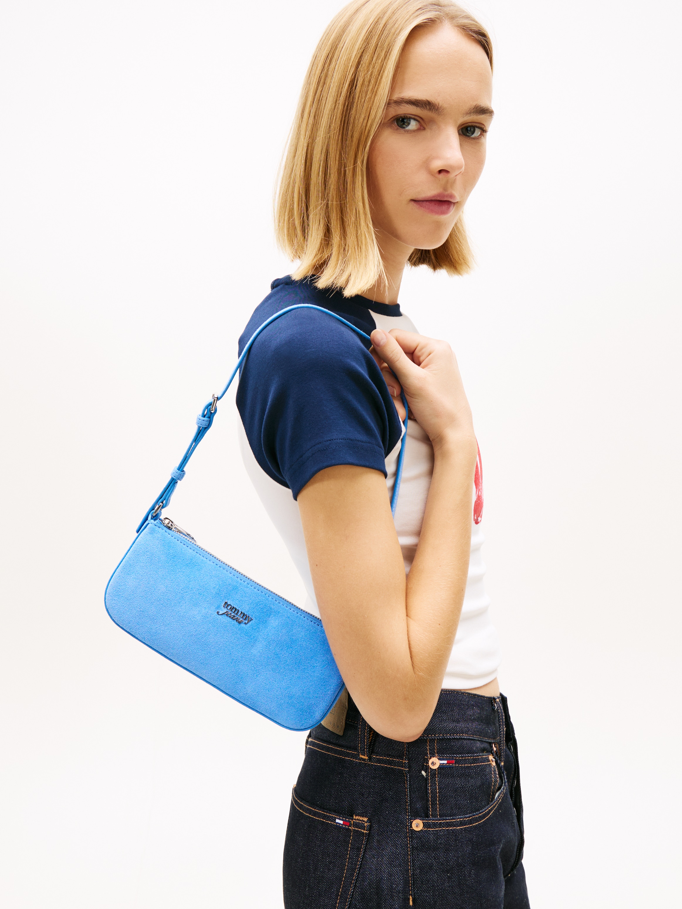 Tommy Jeans Sac à bandoulière »TJW MUST SUEDE SHOULDER BAG« sac bandoulière femme, sac à main, mini sac avec logo TH