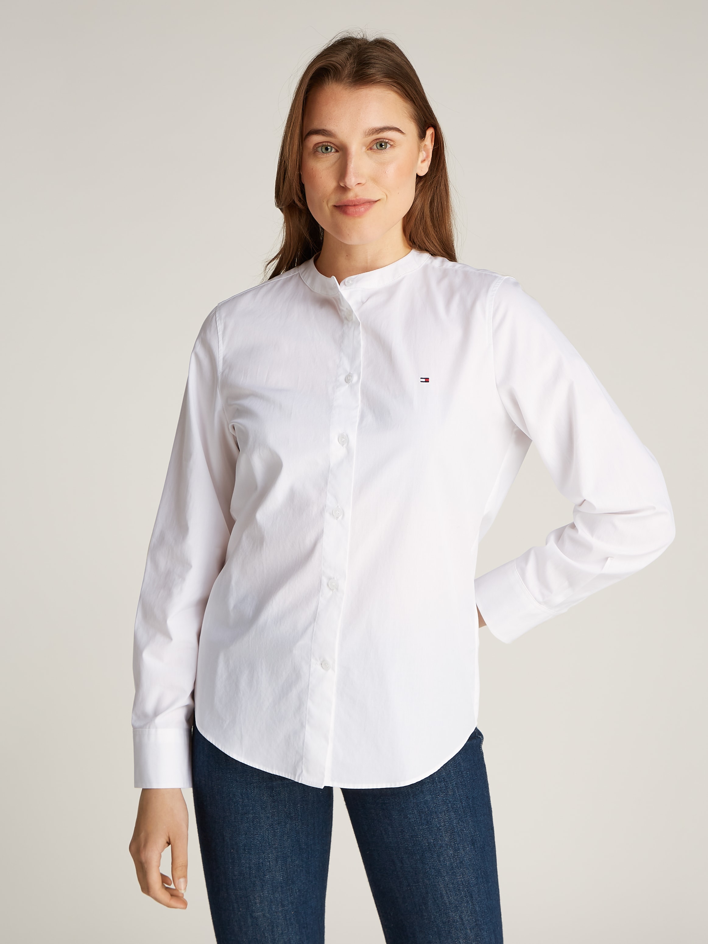 Shirtbluse »COLLARLESS POPLIN REGULAR SHIRT«, mit Tommy Hilfiger Flagge