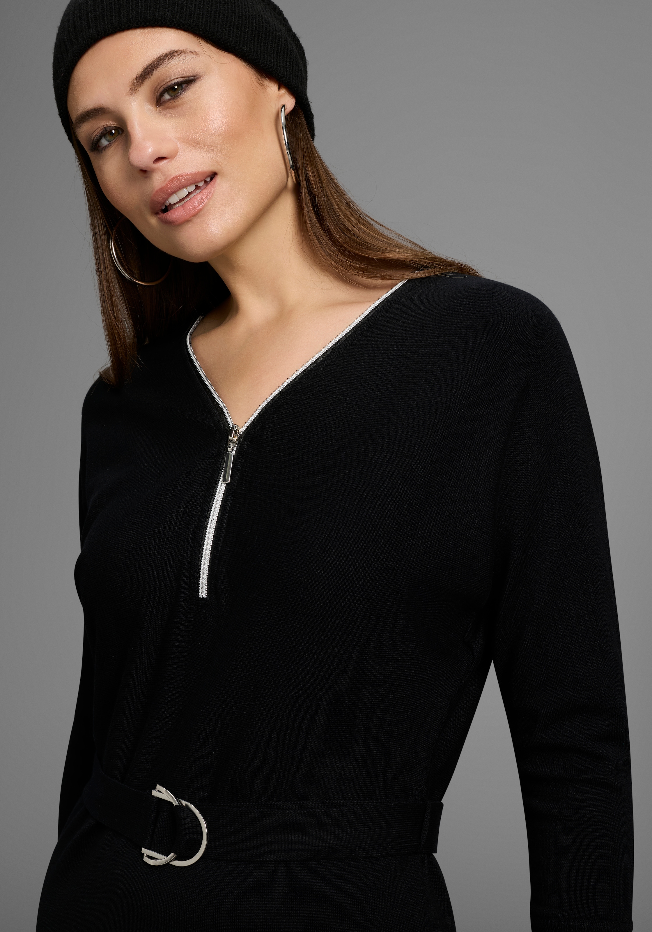 Bruno Banani Strickkleid, mit glänzendem Reissverschluss