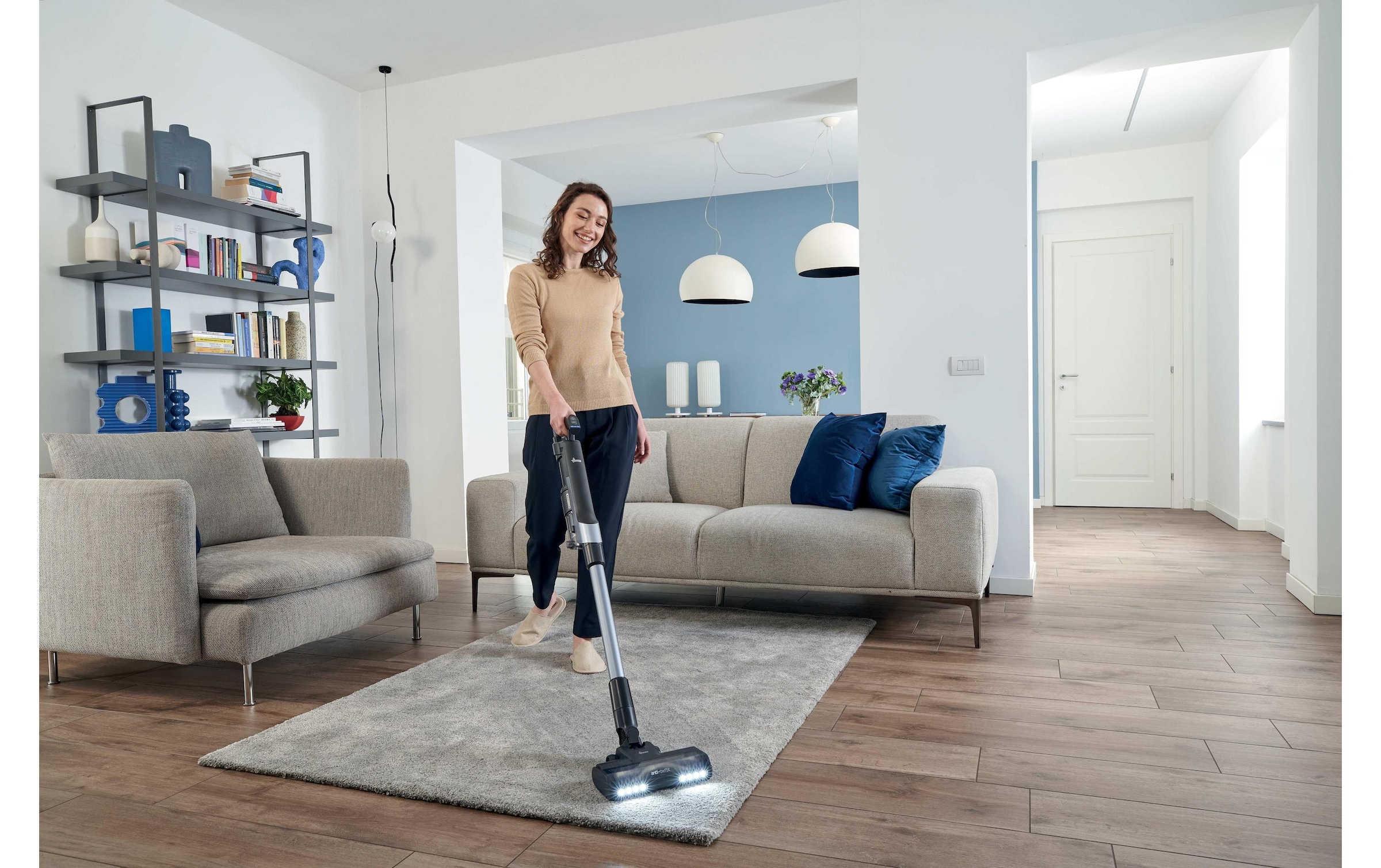 Hoover Aspirateur à main et à manche sans fil »HF210HP 11 Hf2« Ultraleichter Akku-Stabstaubsauger mit Ultra Compact X3-Technologie