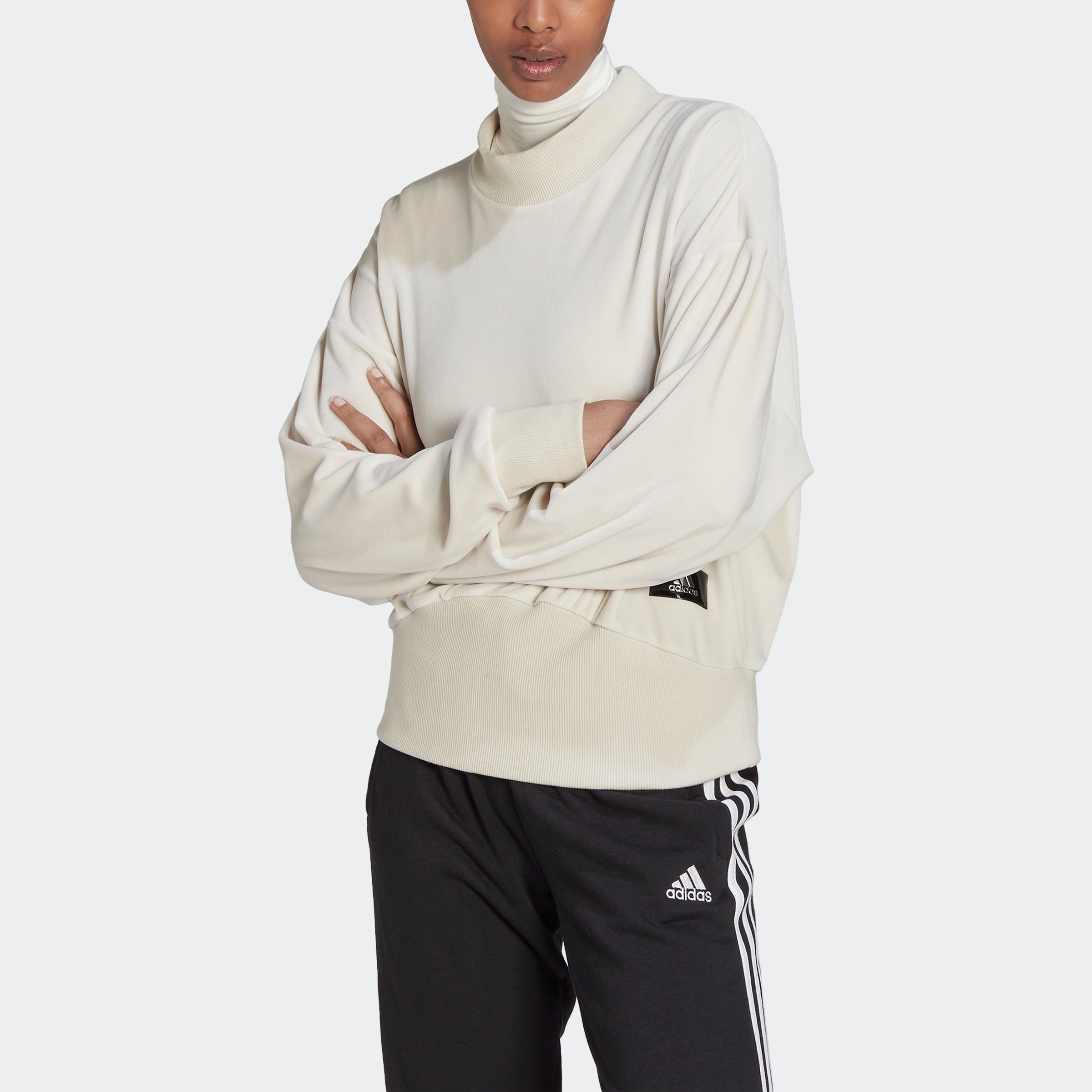 Image of adidas Performance Sweatshirt »HOLIDAYZ COZY VELOUR« bei Ackermann Versand Schweiz