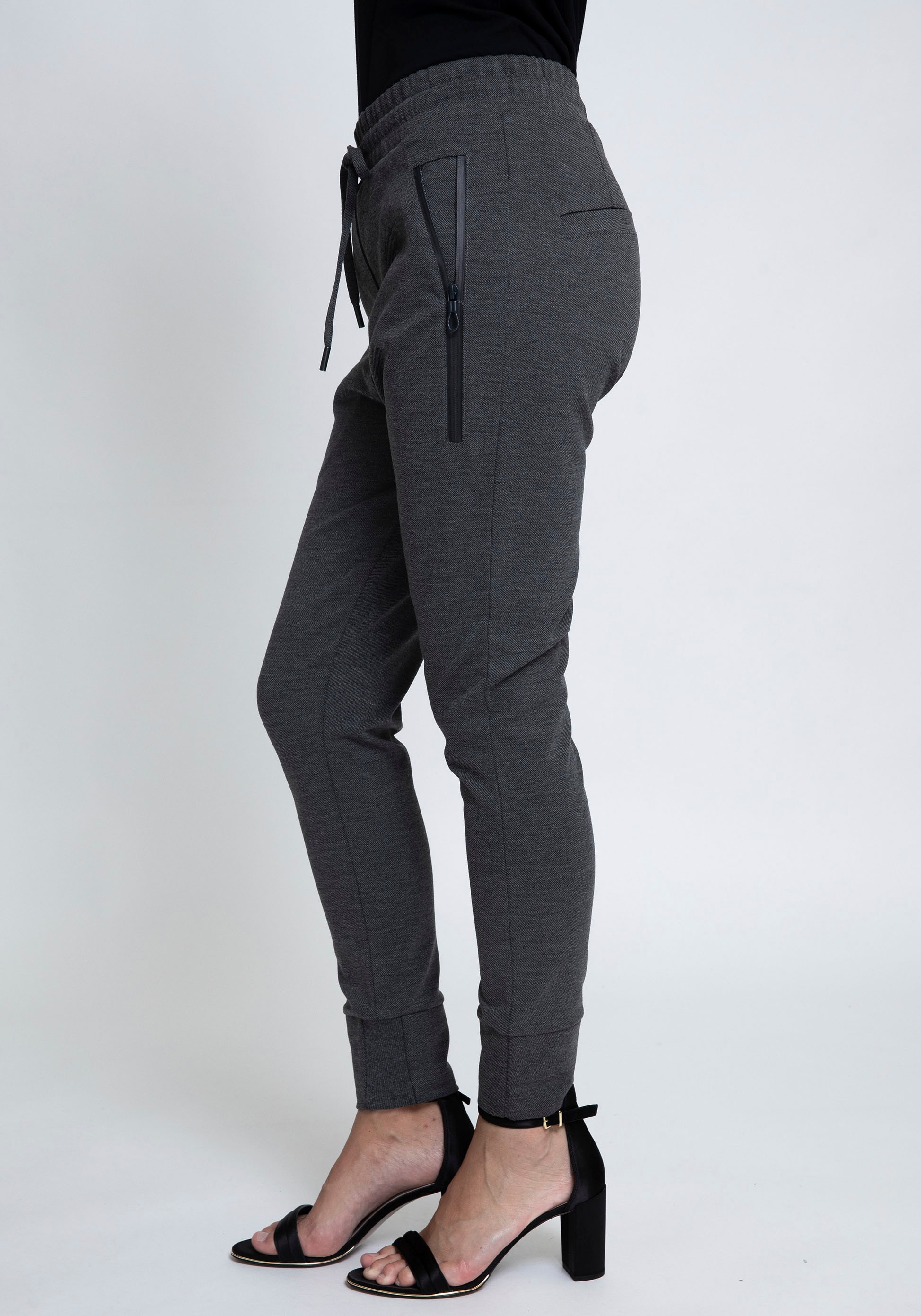 ♕ Zhrill Jogger Pants »FABIA«, elegante Jogginghose in coolen Designs mit  Zippertaschen & Gummizug versandkostenfrei kaufen