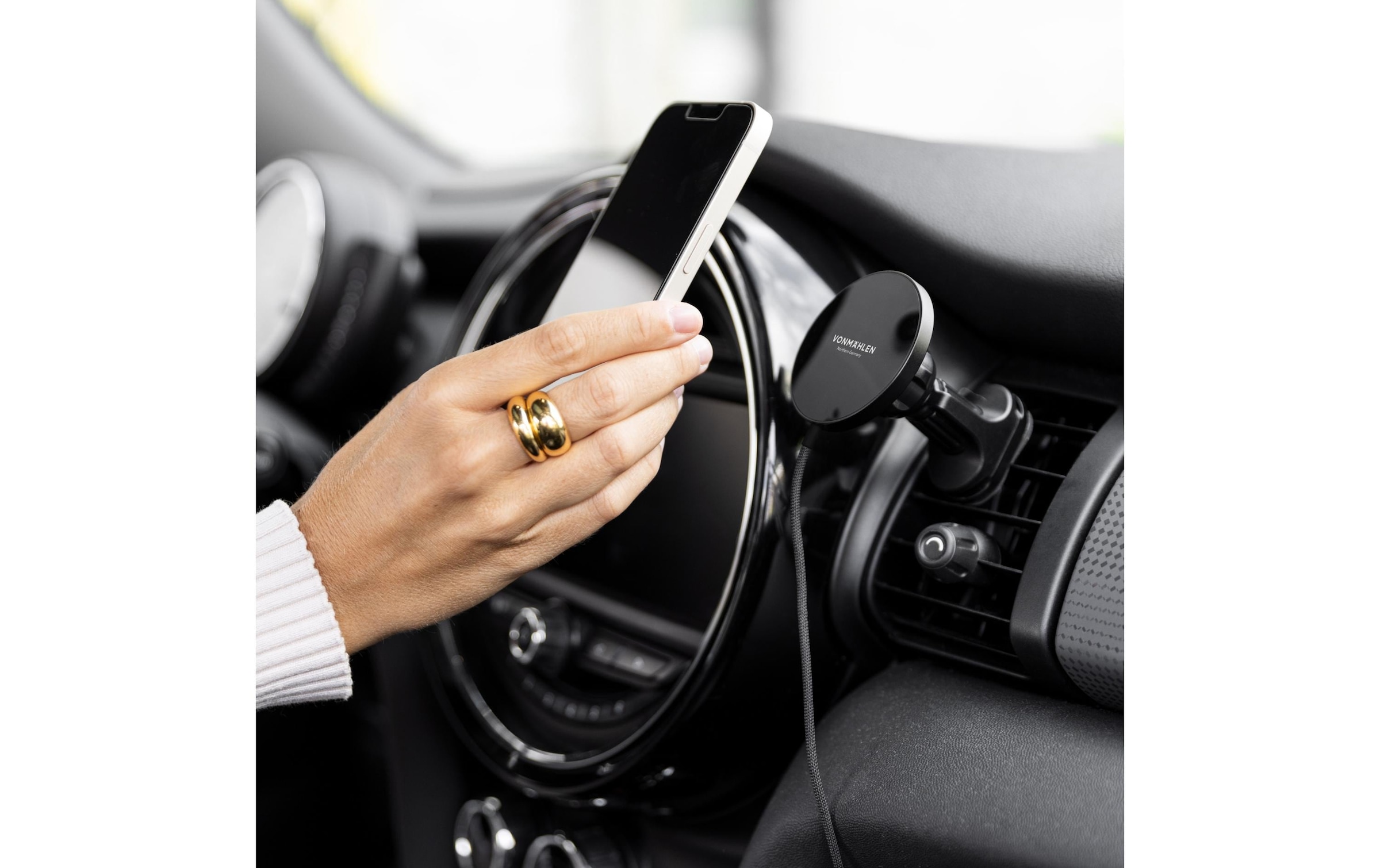 VONMÄHLEN Wireless Charger »Aura Car Charger Black«