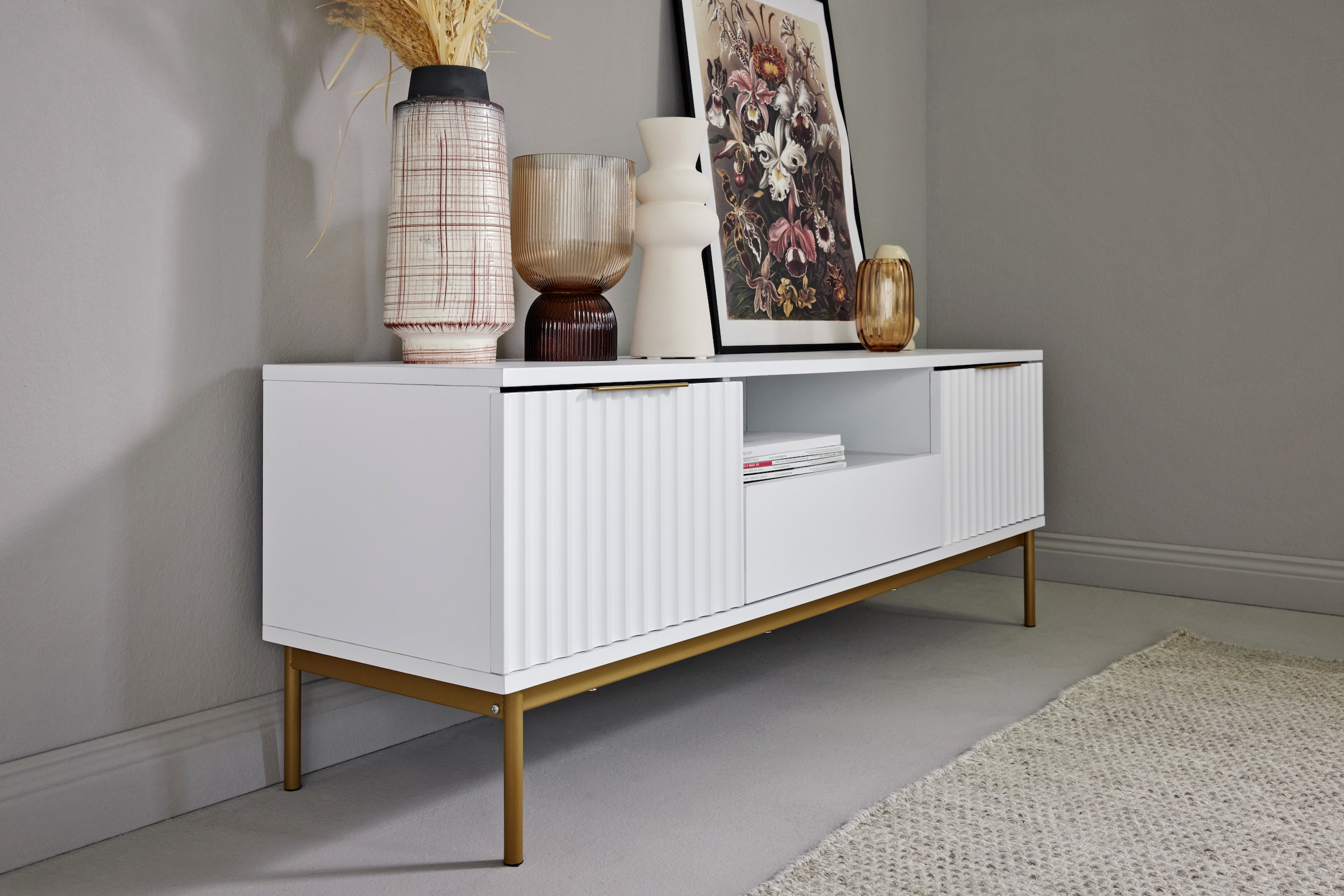 Jahnke TV-Board »CARVE TV 140« 1 Stk. tlg. Edle Gold-Applikationen, Fronten in Wellendesign, 140 cm