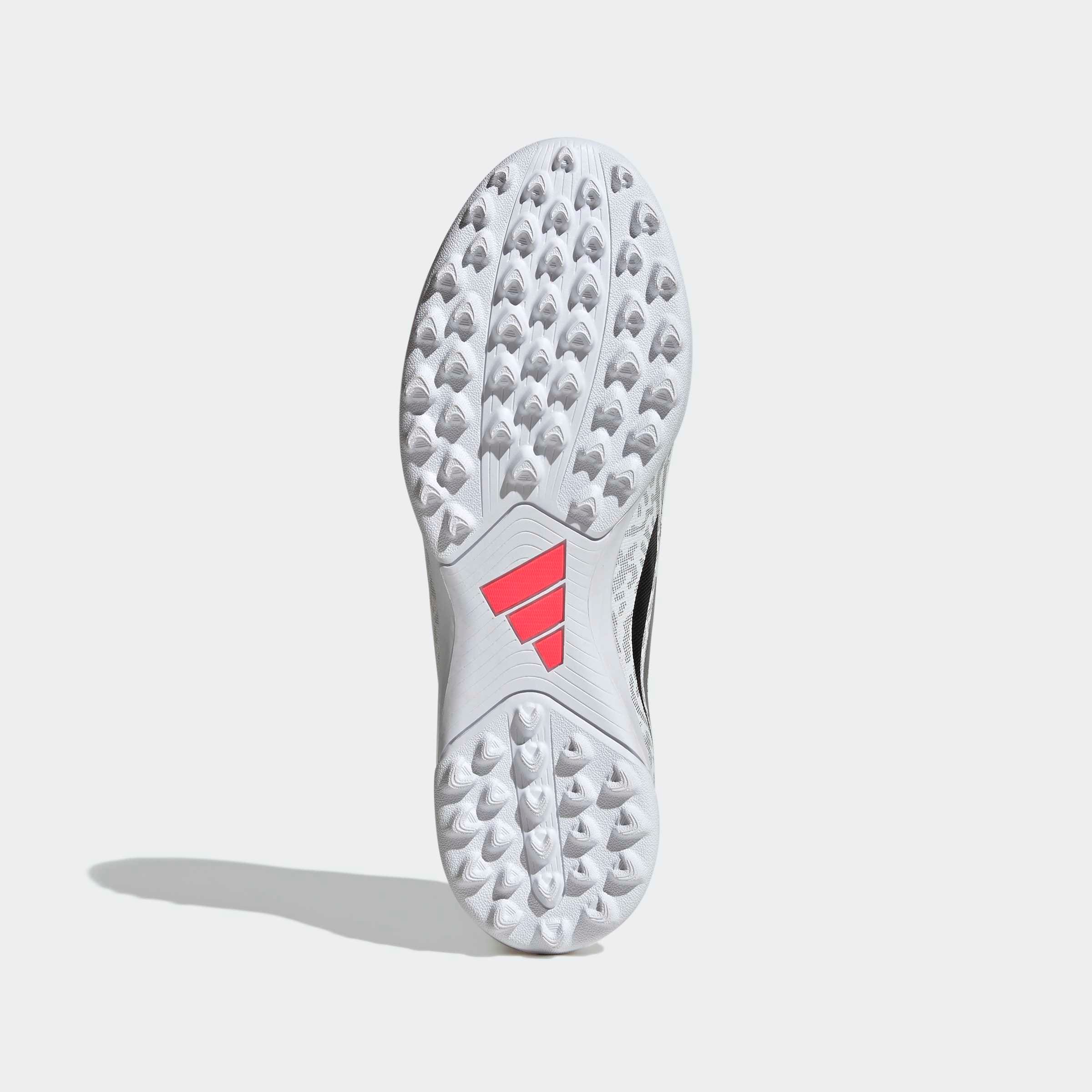 adidas Performance Chaussure de football »PREDATOR CLUB , HYBRIDRASEN, UMSCHLAGBARE ZUNGE«  pour terrains synthétiques durs