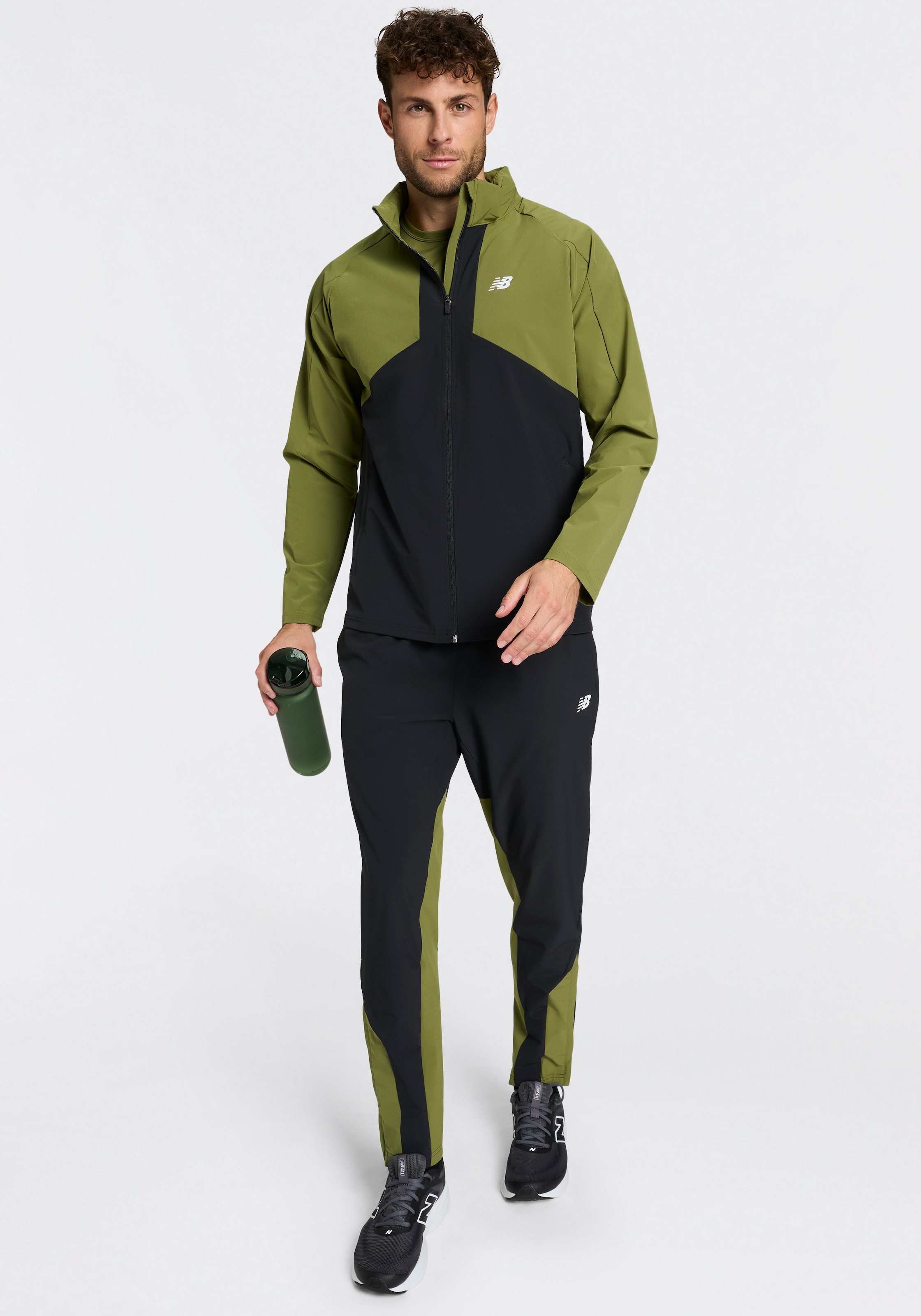 New Balance Trainingshose »UTILITY STRETCH WOVEN PANT«  Trainingshose für Fitness und Sportmode, sportlicher Stil