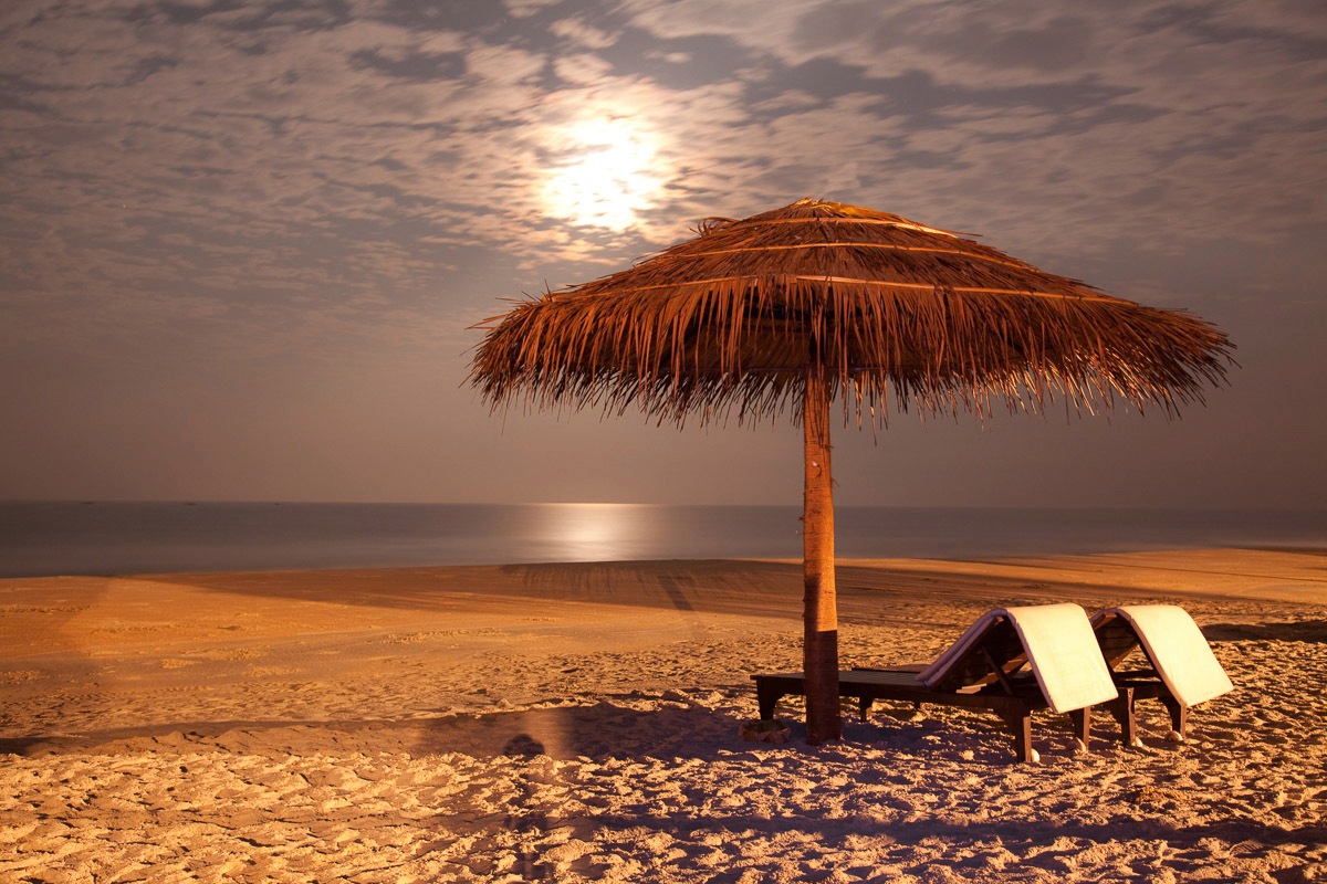 Image of Papermoon Fototapete »Sunser Beach«, Vliestapete, hochwertiger Digitaldruck bei Ackermann Versand Schweiz