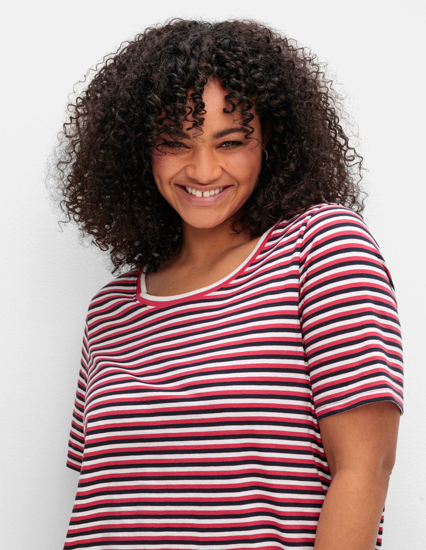 Sheego Kurzarmshirt »Rundhalsshirt«, (1 tlg.)