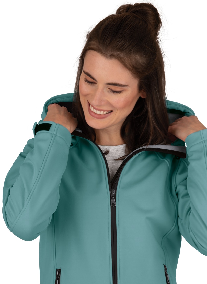 Trigema Veste softshell »TRIGEMA Taillierte Softshell–Kapuzenjacke« 1 cuis tlg.