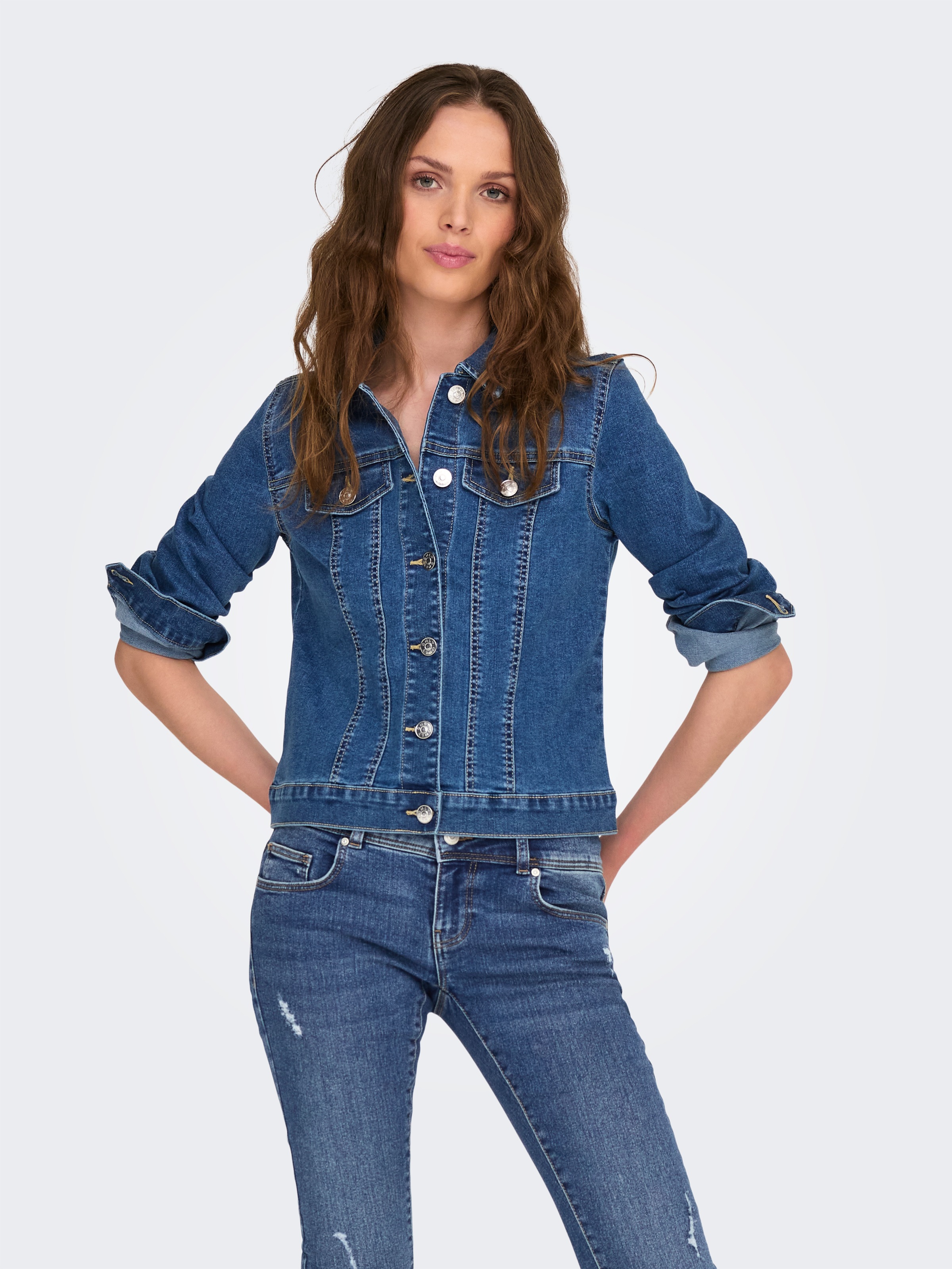 Image of ONLY Jeansjacke "ONLWONDER – Jeansjacke in kurzer Form mit Stretch" figurbetont, casual, Denim, Baumwollmischung, Brusttaschen