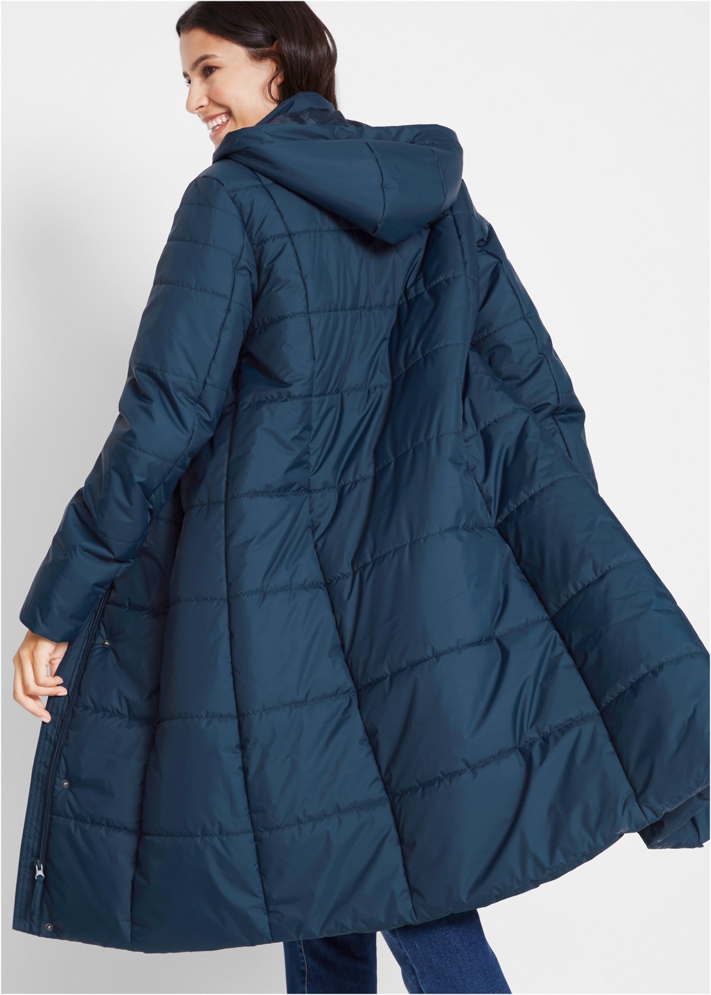 bonprix Steppmantel »Steppmantel mit abnehmbarer Kapuze« mit abnehmbarer Kapuze, mit Eingrifftaschen, mit Stehkragen
